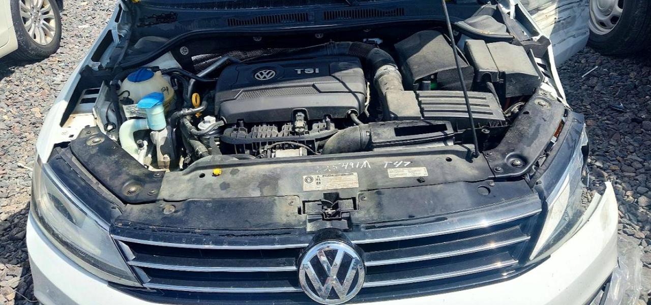 2015 Volkswagen Jetta Se White vin: 3VWD07AJ9FM292316