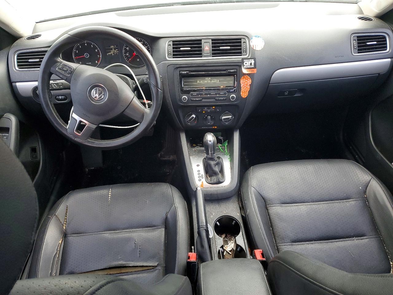 2014 Volkswagen Jetta Se Silver vin: 3VWD07AJXEM296793