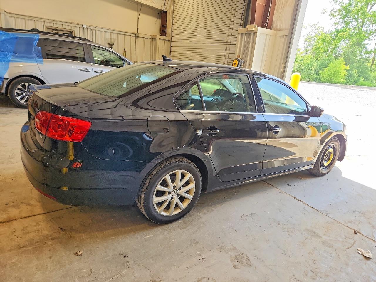 2014 Volkswagen Jetta Se Black vin: 3VWD07AJXEM444649