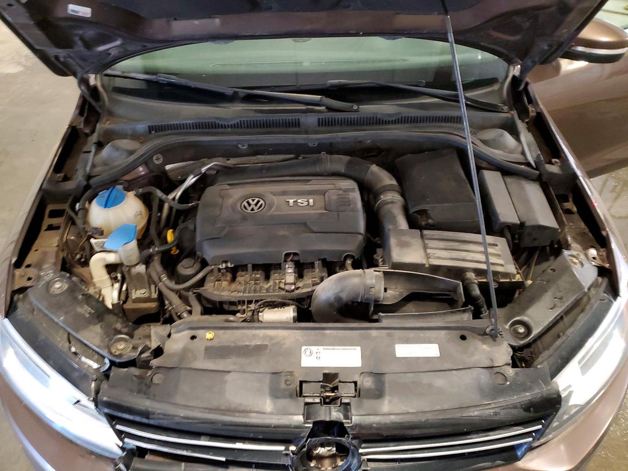 2014 Volkswagen Jetta Se Brown vin: 3VWD17AJ0EM350597