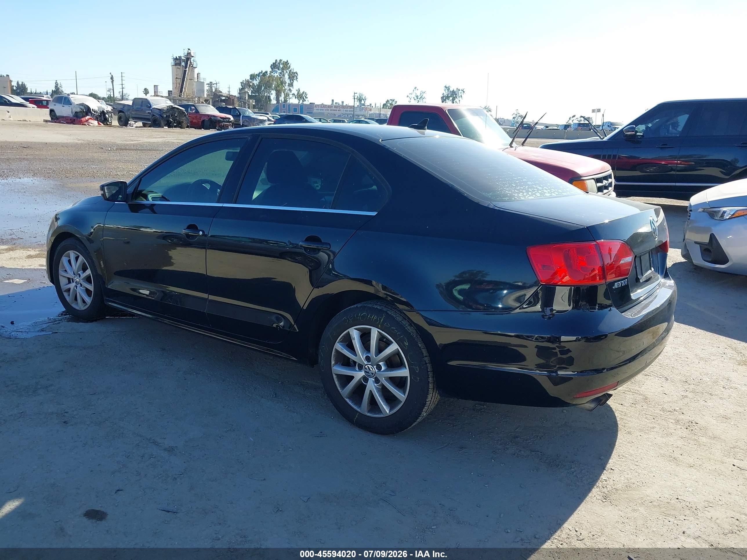 2014 Volkswagen Jetta 1.8t Se Черный vin: 3VWD17AJ0EM376522