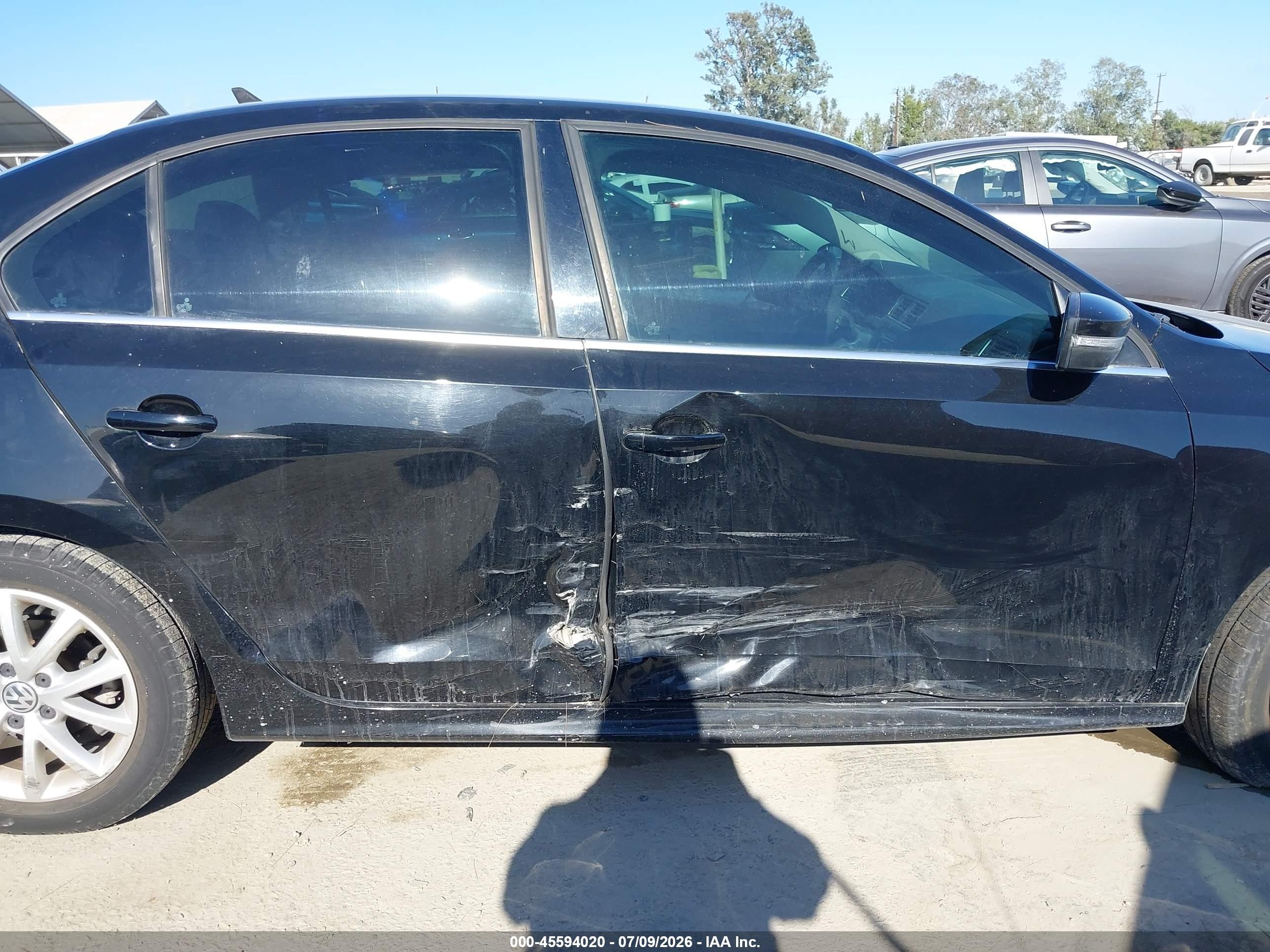 2014 Volkswagen Jetta 1.8t Se Черный vin: 3VWD17AJ0EM376522