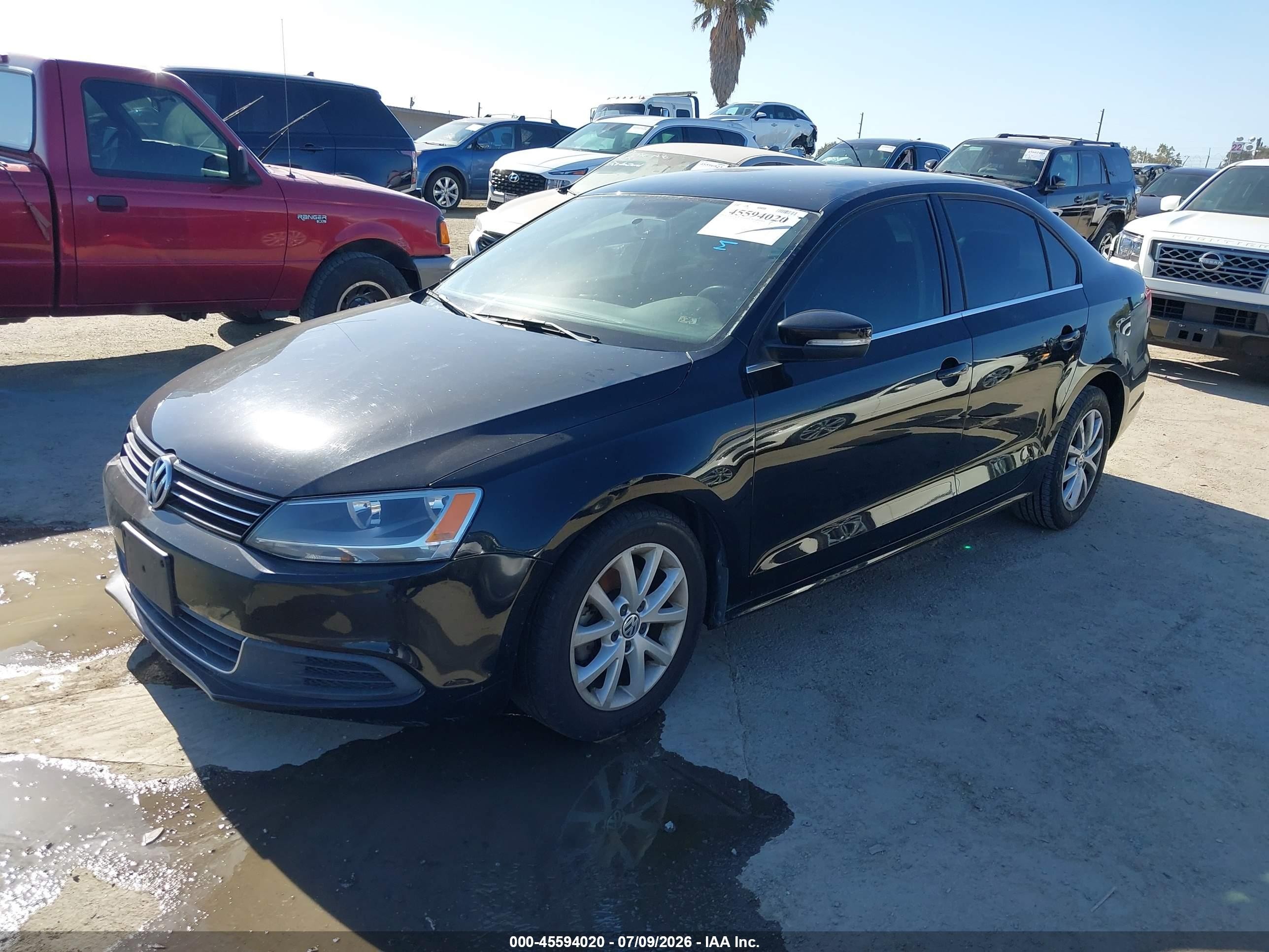 2014 Volkswagen Jetta 1.8t Se Черный vin: 3VWD17AJ0EM376522