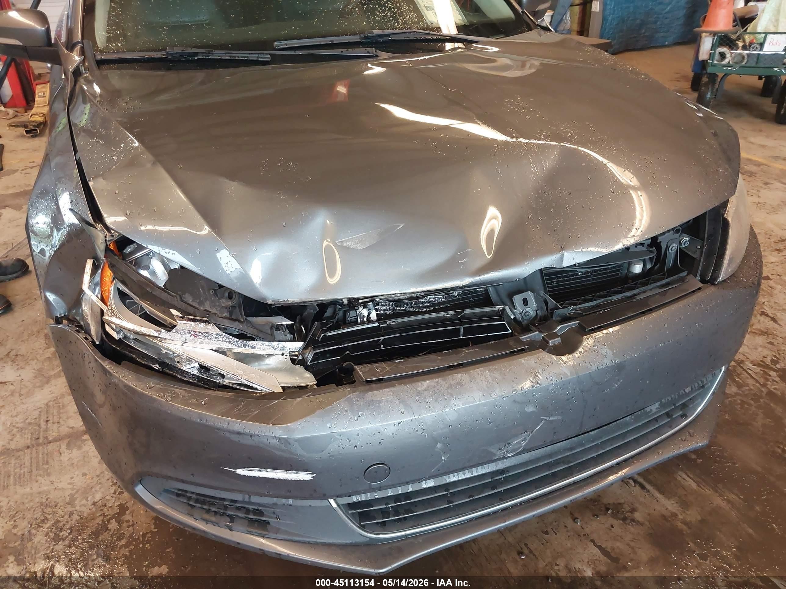 2014 Volkswagen Jetta 1.8t Se Gray vin: 3VWD17AJ0EM376763