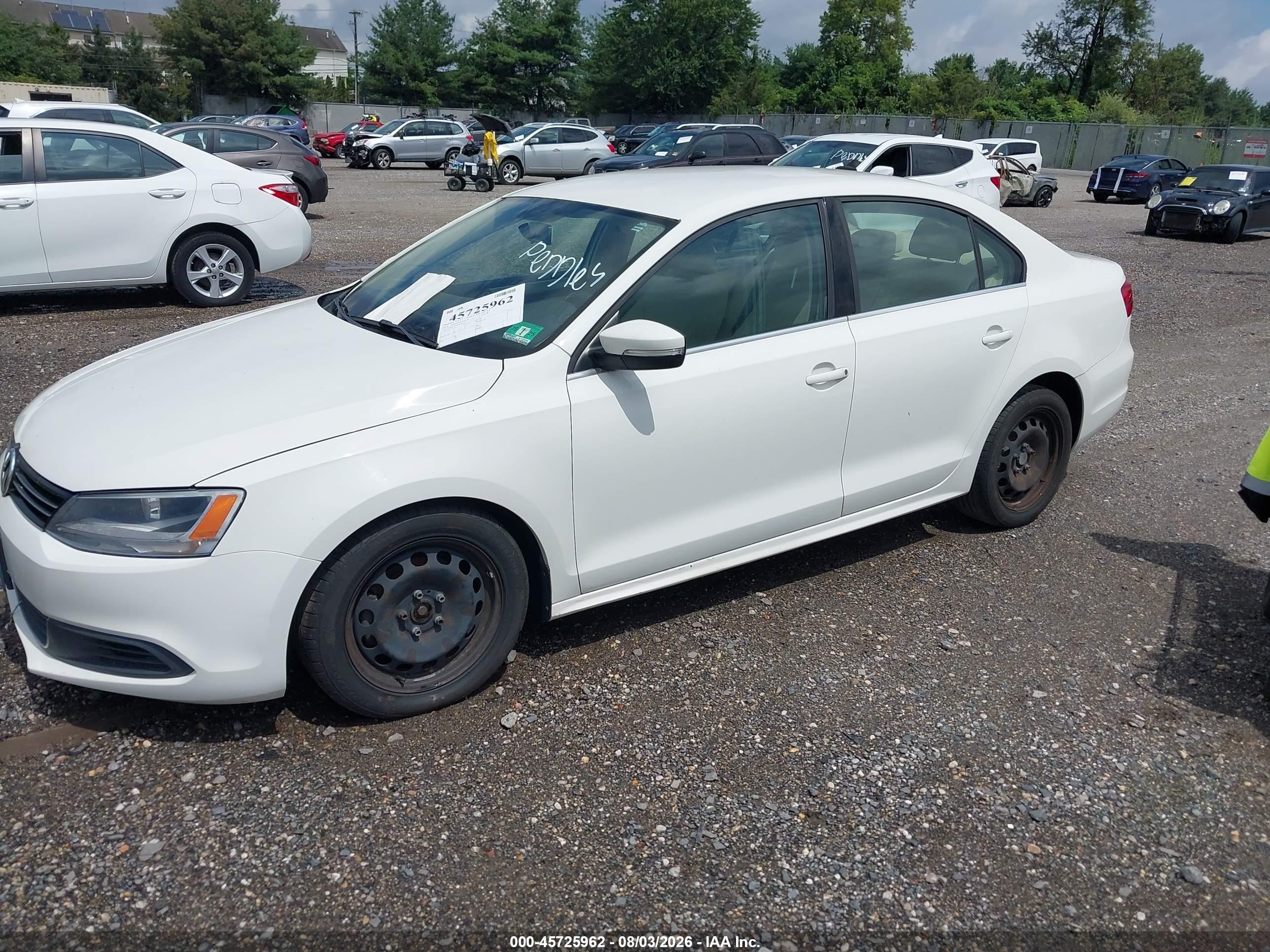 2014 Volkswagen Jetta 1.8t Se Белый vin: 3VWD17AJ0EM382241