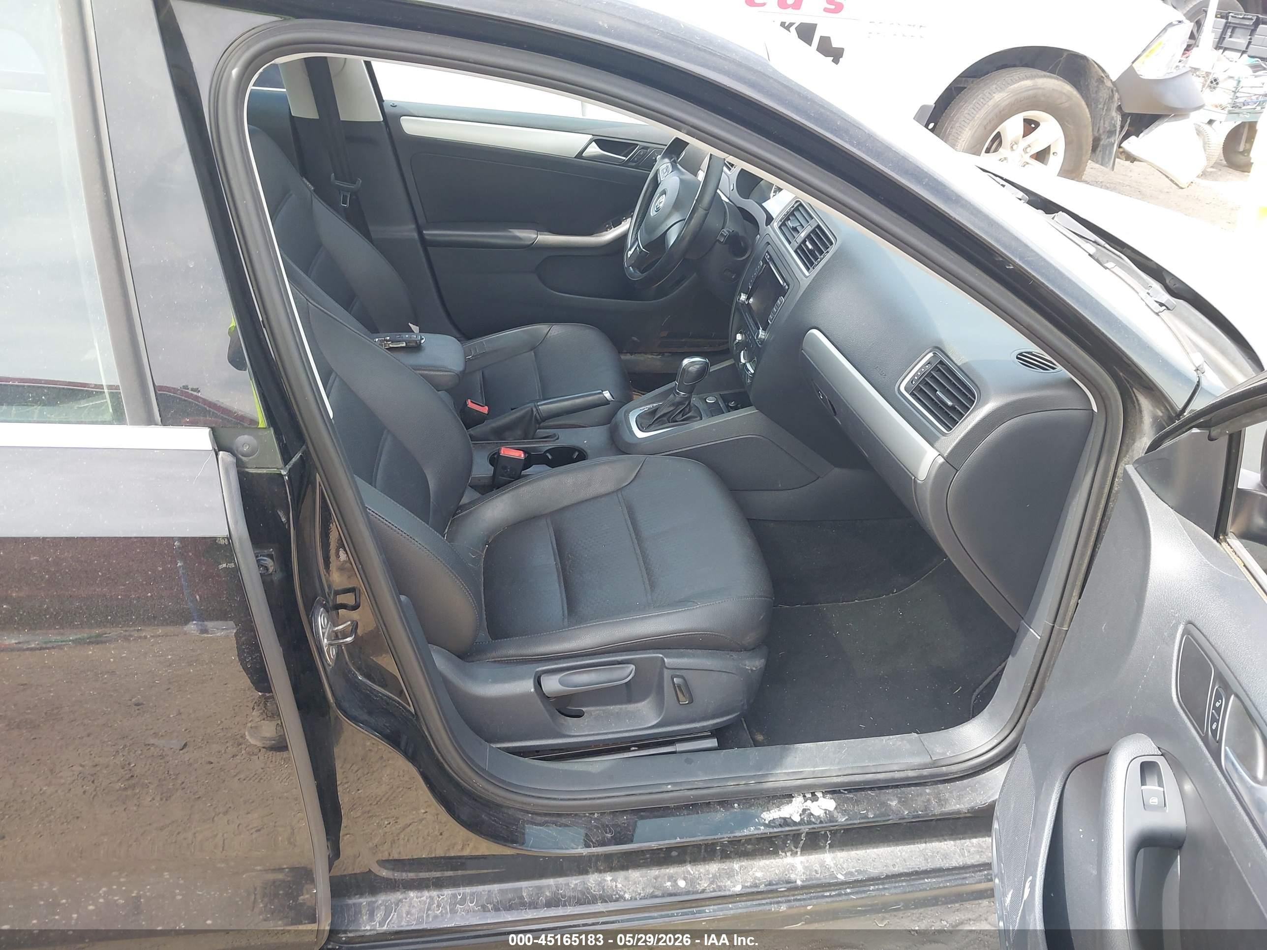 2014 Volkswagen Jetta 1.8t Se Black vin: 3VWD17AJ0EM393076