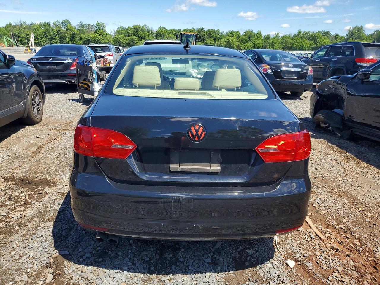 2014 Volkswagen Jetta Se Black vin: 3VWD17AJ0EM403248