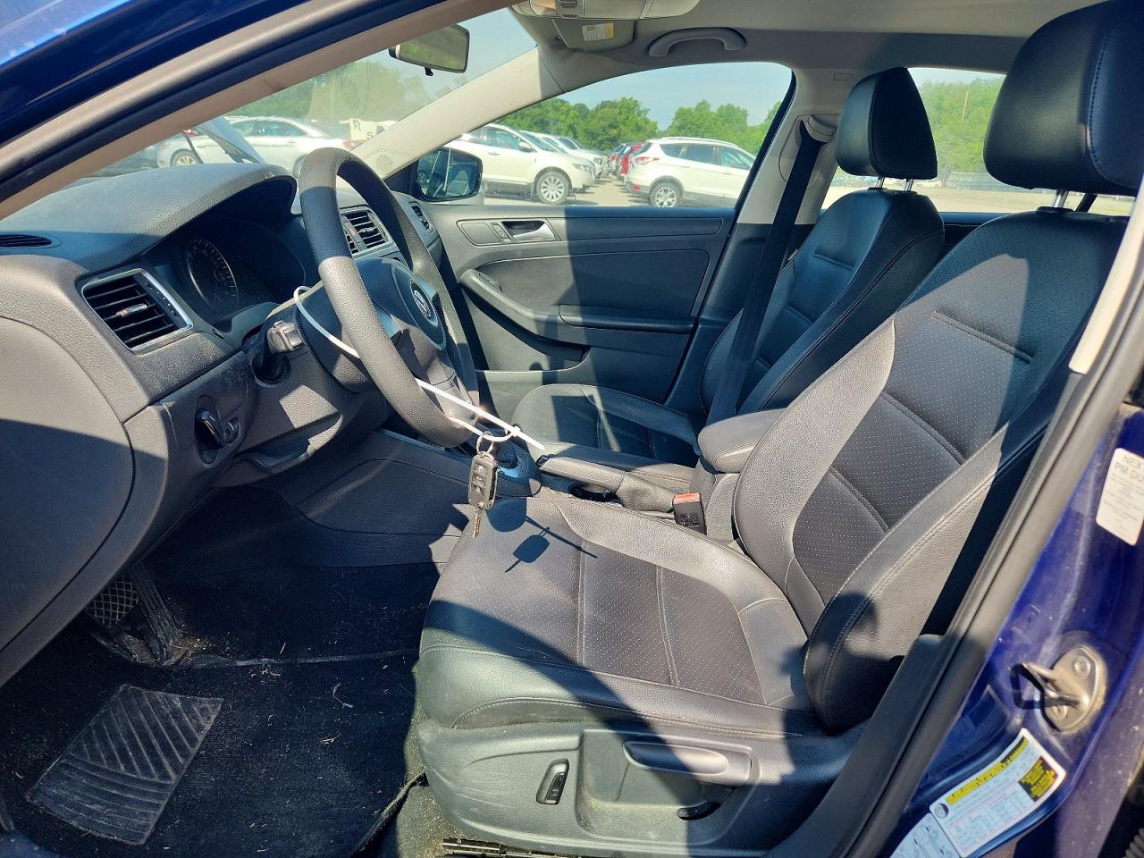 2014 Volkswagen Jetta Se Blue vin: 3VWD17AJ0EM418915