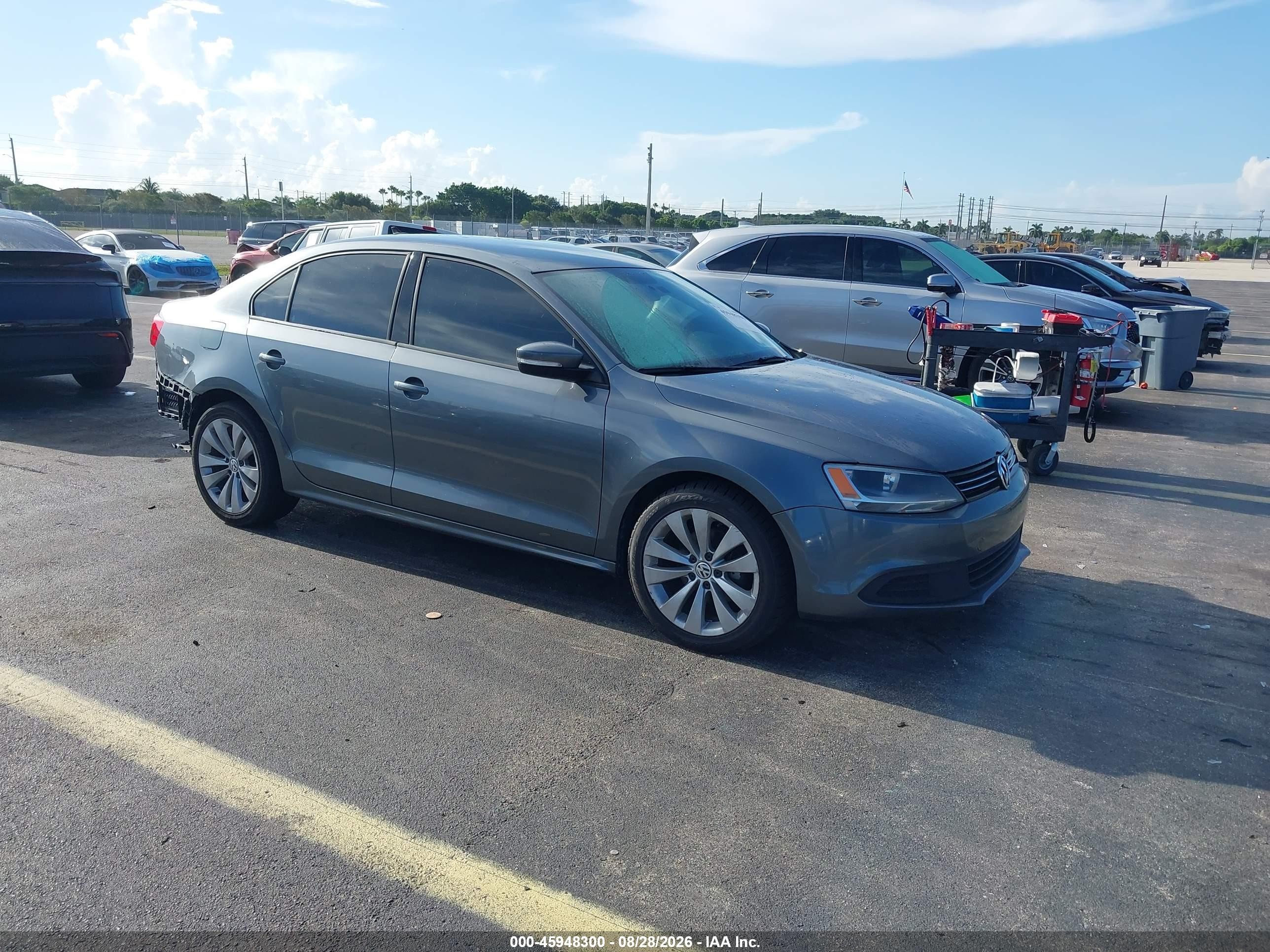 3VWD17AJ0EM428523