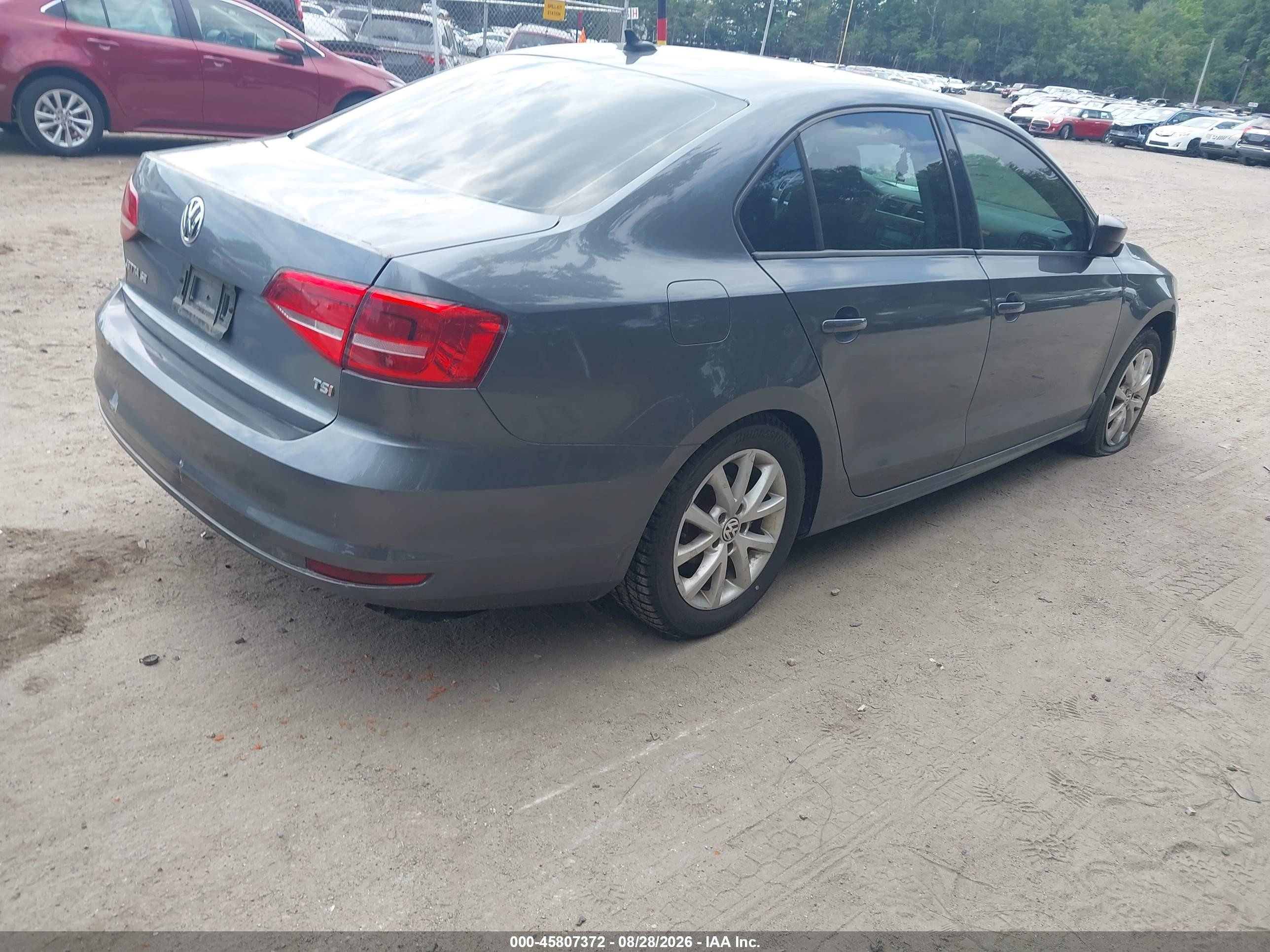 2015 Volkswagen Jetta 1.8t Se Gray vin: 3VWD17AJ0FM218943