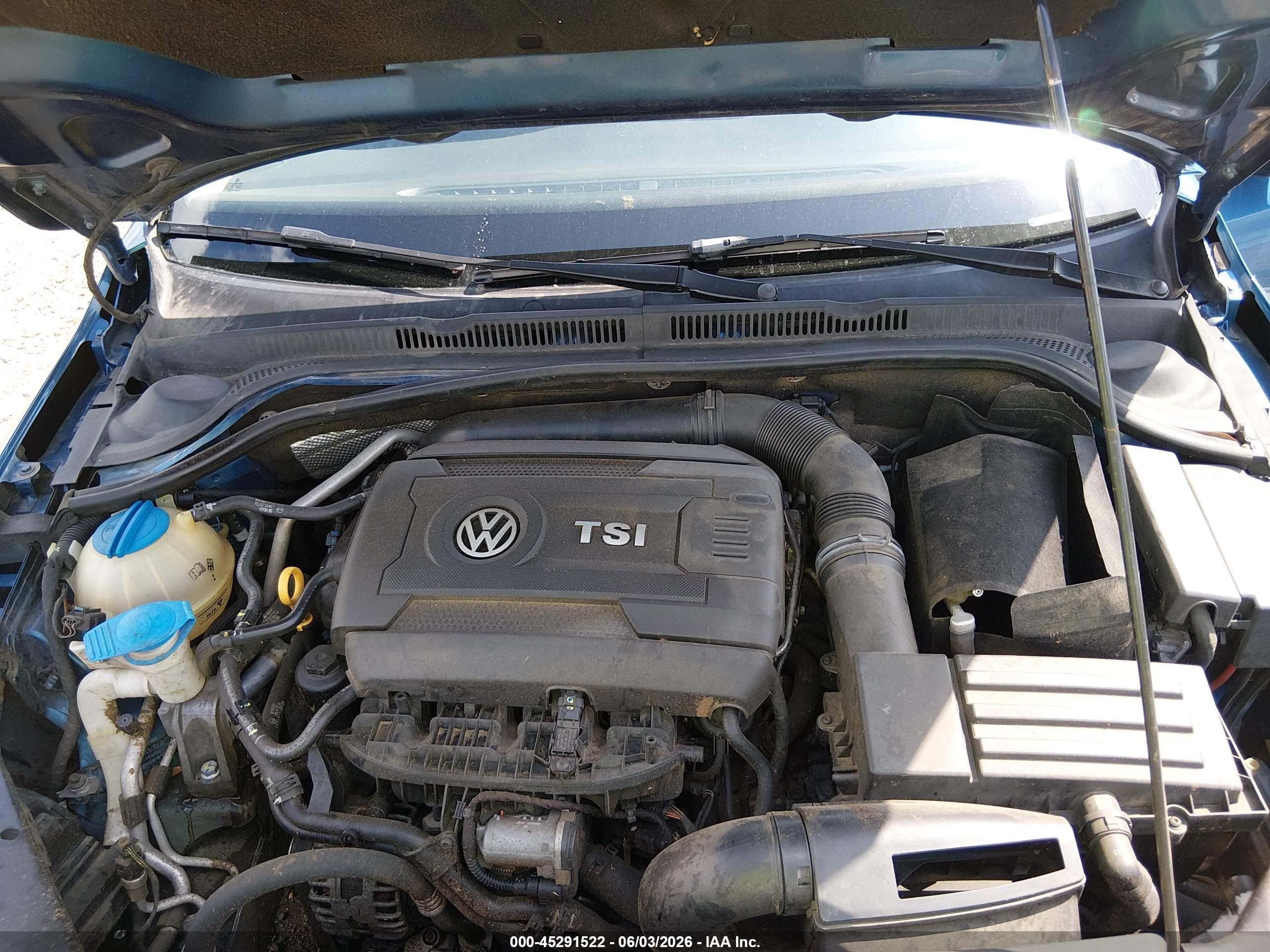 2015 Volkswagen Jetta 1.8t Se Синий vin: 3VWD17AJ0FM282397