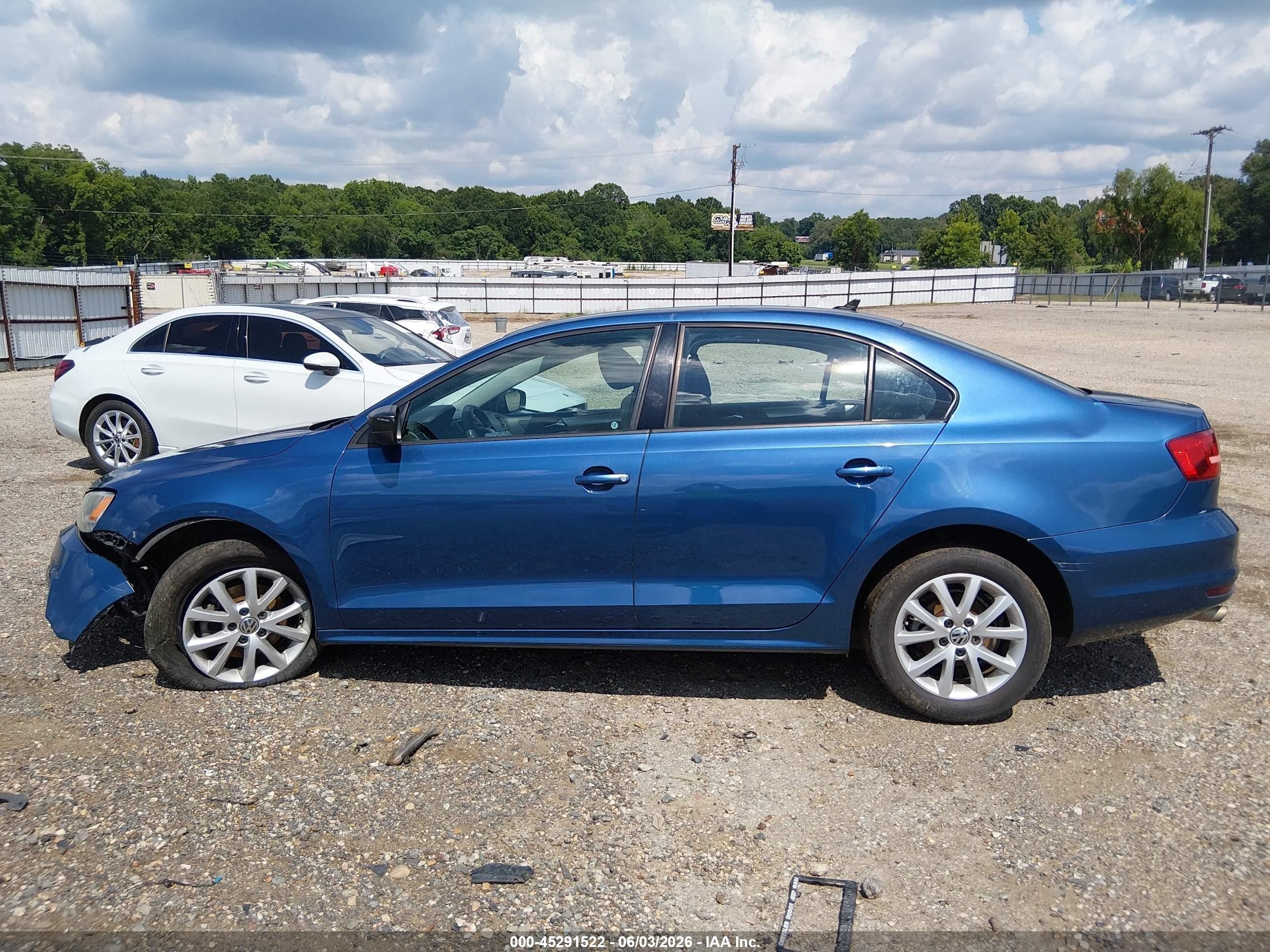2015 Volkswagen Jetta 1.8t Se Синий vin: 3VWD17AJ0FM282397