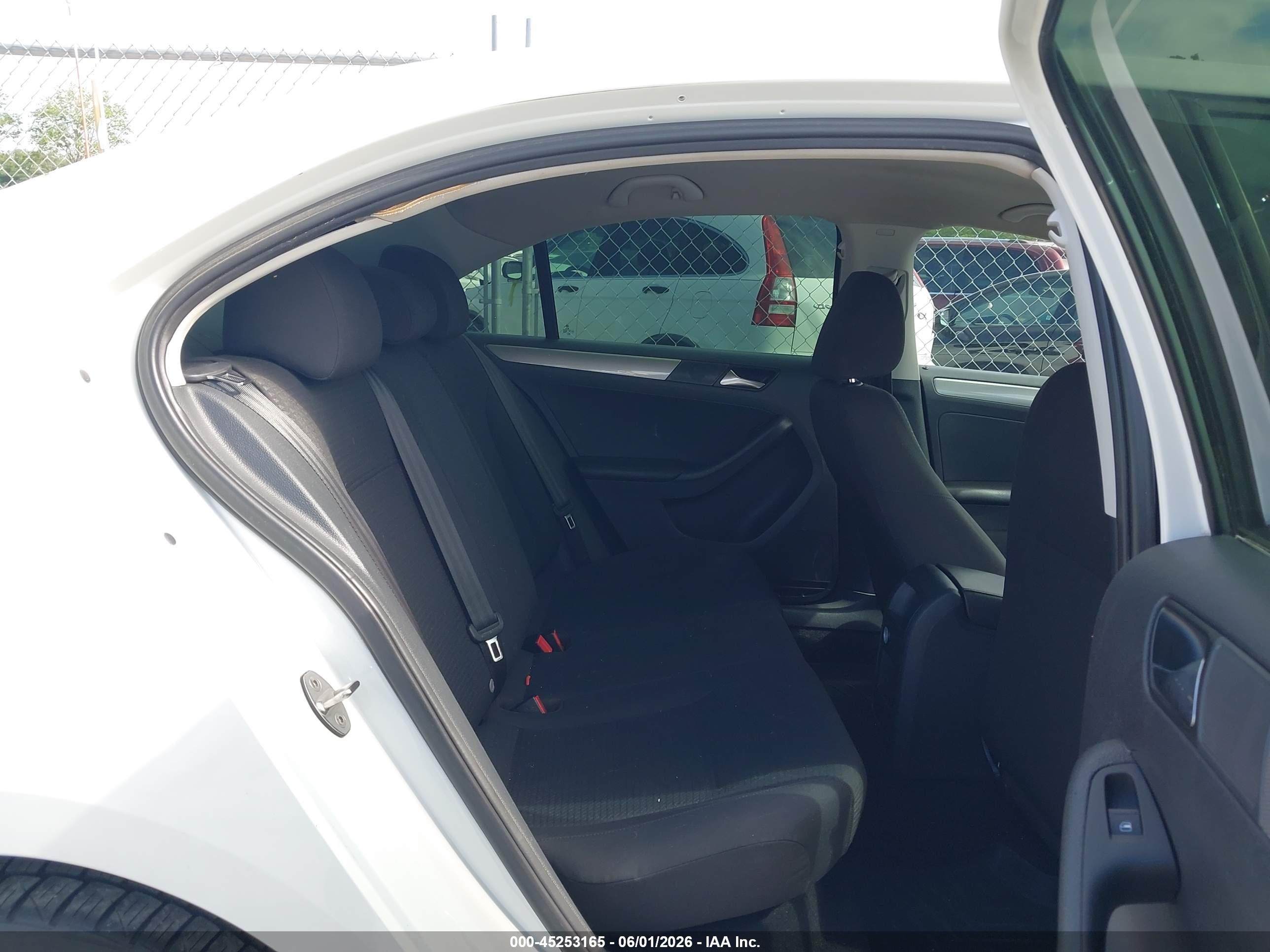2015 Volkswagen Jetta 1.8t Se White vin: 3VWD17AJ0FM319478