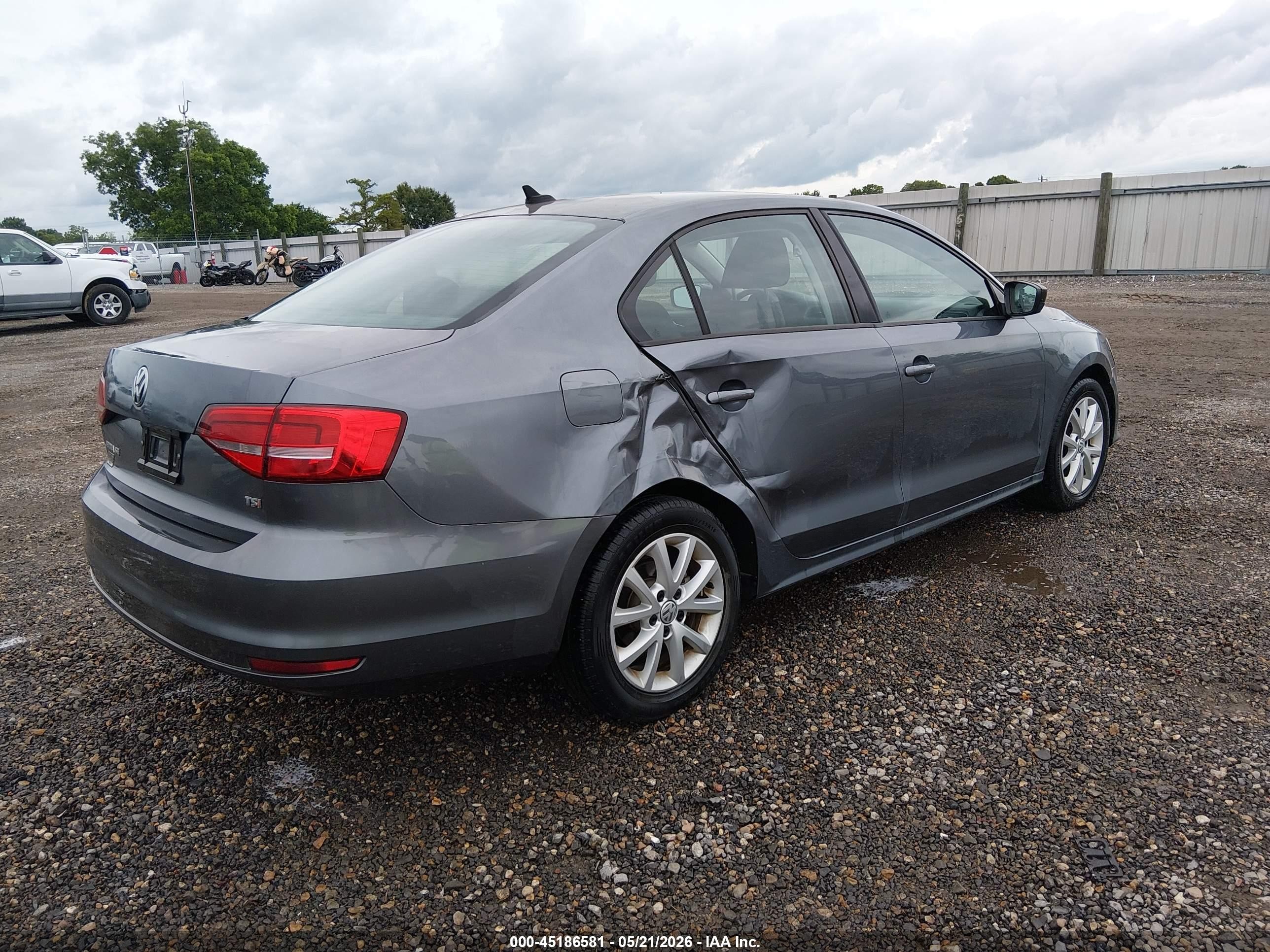 2015 Volkswagen Jetta 1.8t Se Gray vin: 3VWD17AJ0FM329735
