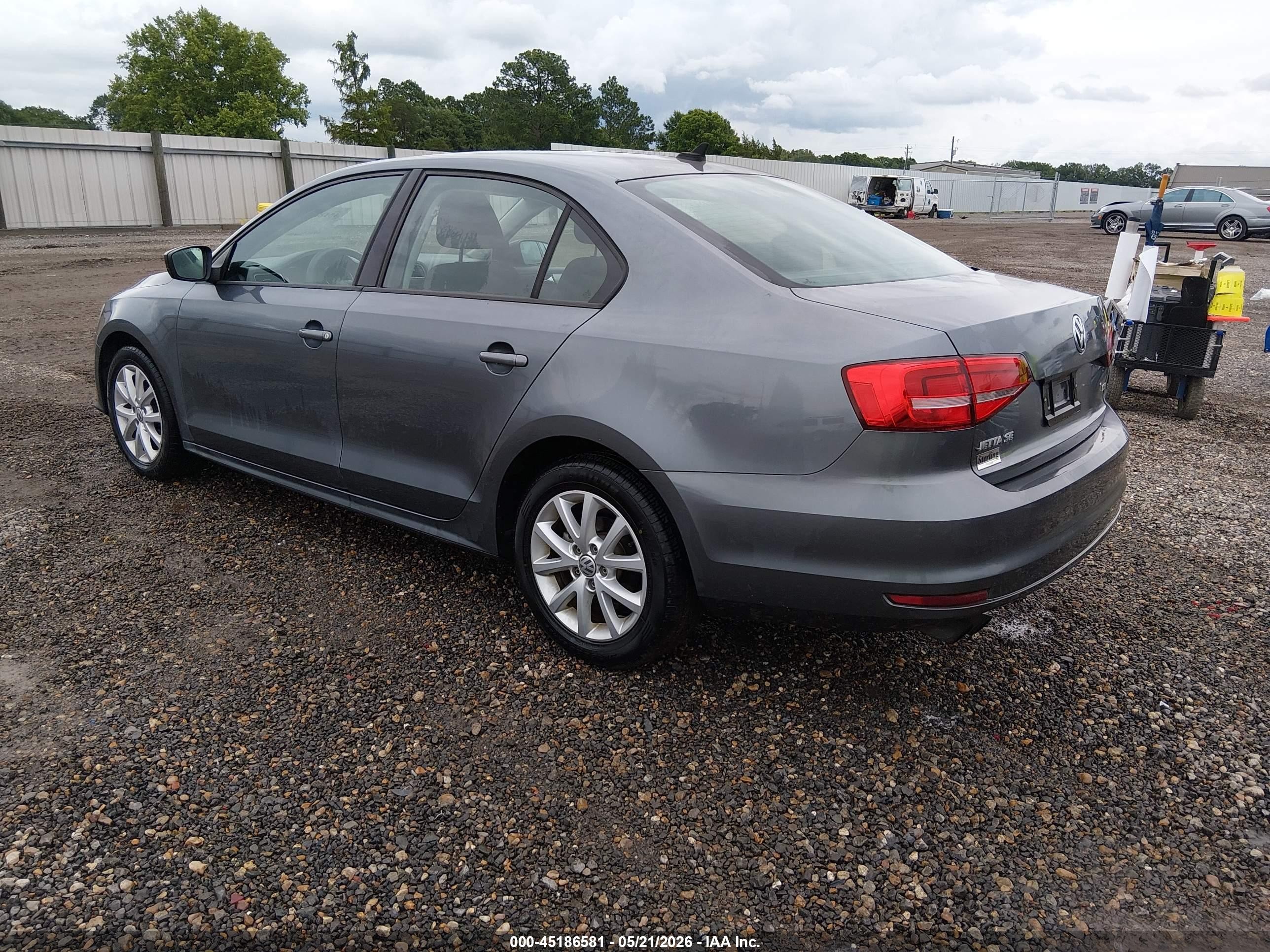 2015 Volkswagen Jetta 1.8t Se Gray vin: 3VWD17AJ0FM329735