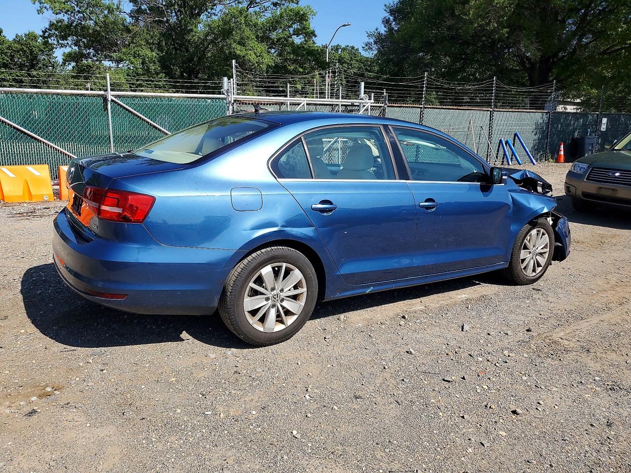 2015 Volkswagen Jetta Se Blue vin: 3VWD17AJ0FM349869