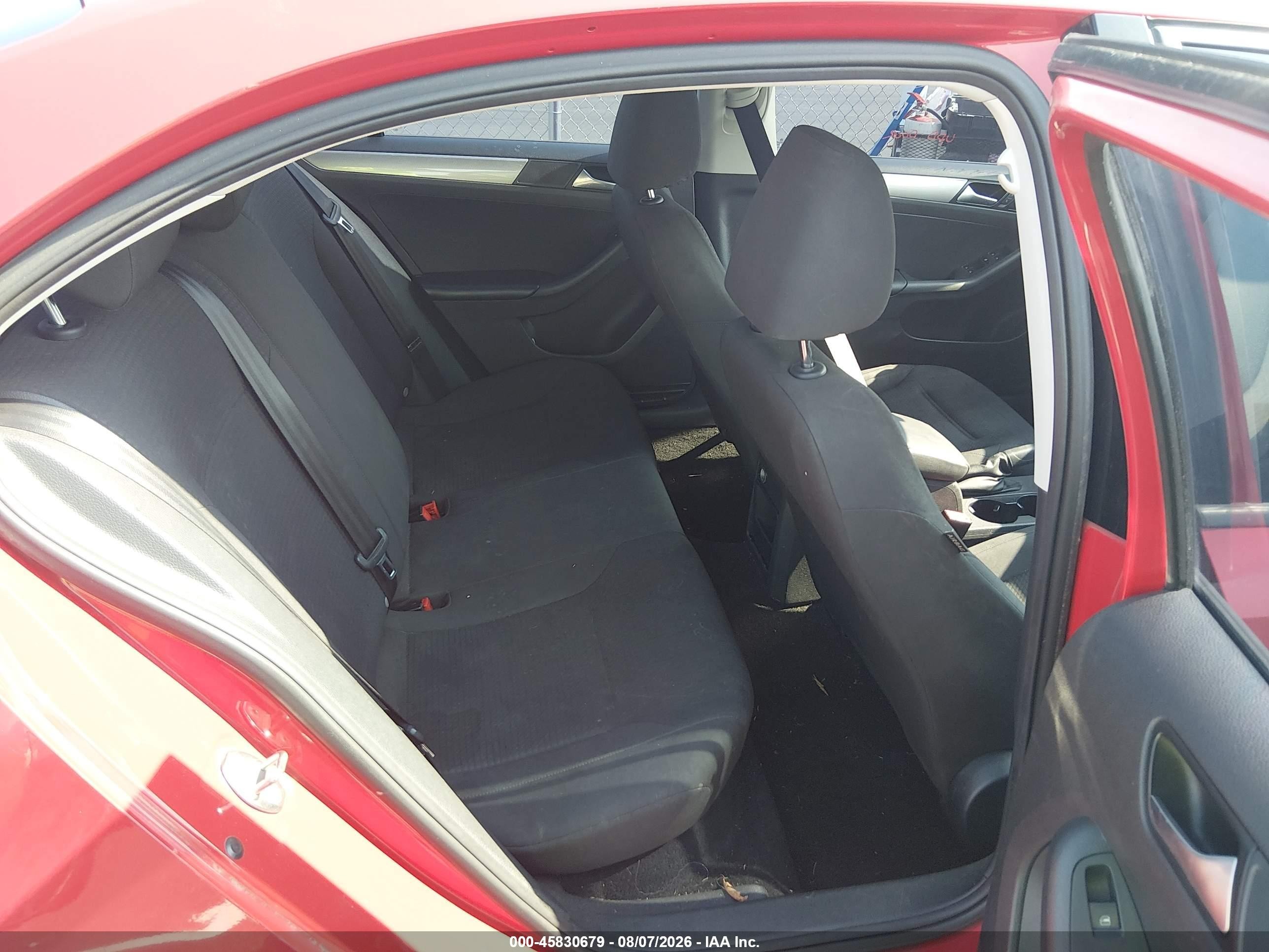 2015 Volkswagen Jetta 1.8t Se Красный vin: 3VWD17AJ0FM355543