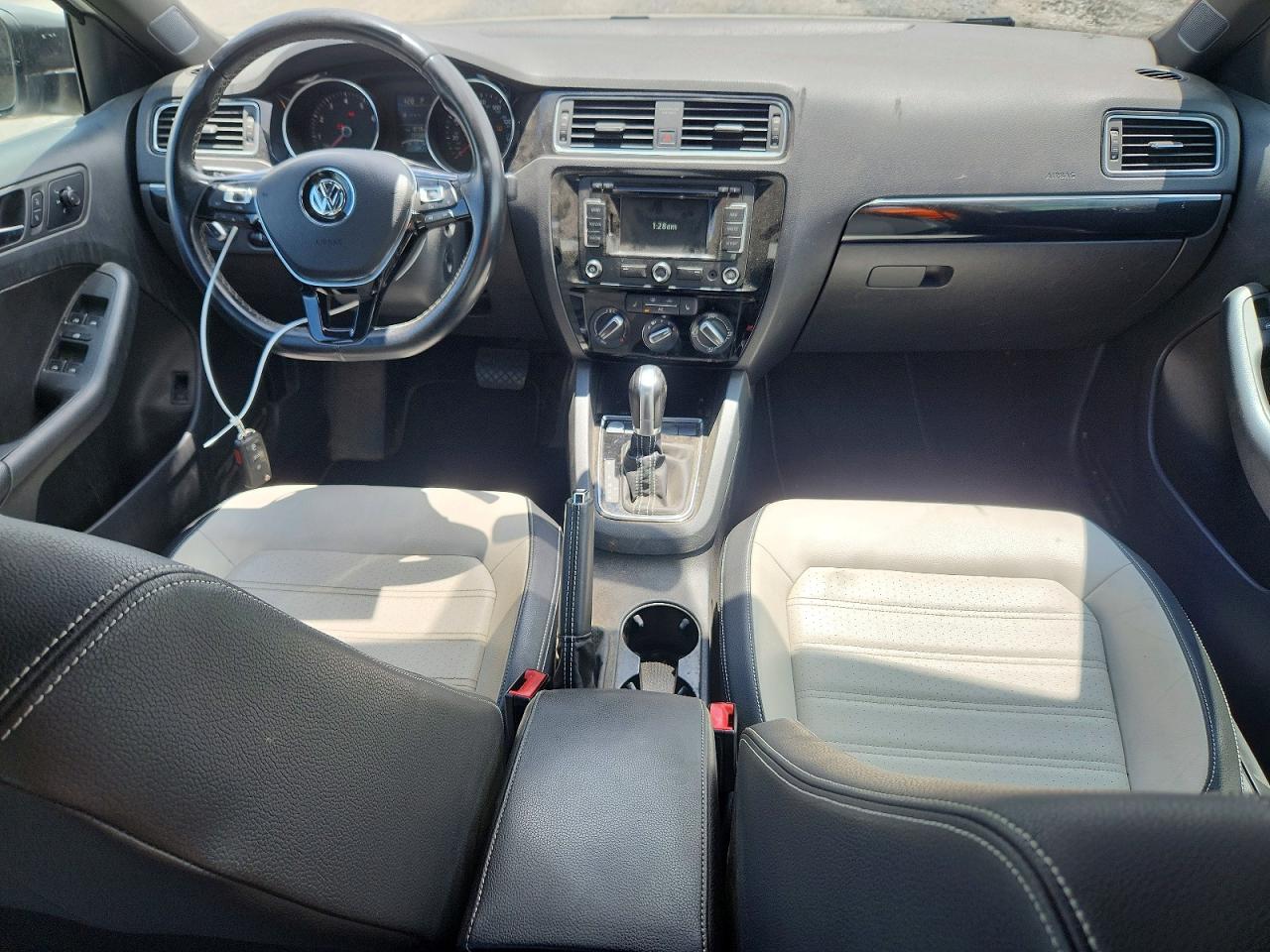 2015 Volkswagen Jetta Se White vin: 3VWD17AJ0FM400271