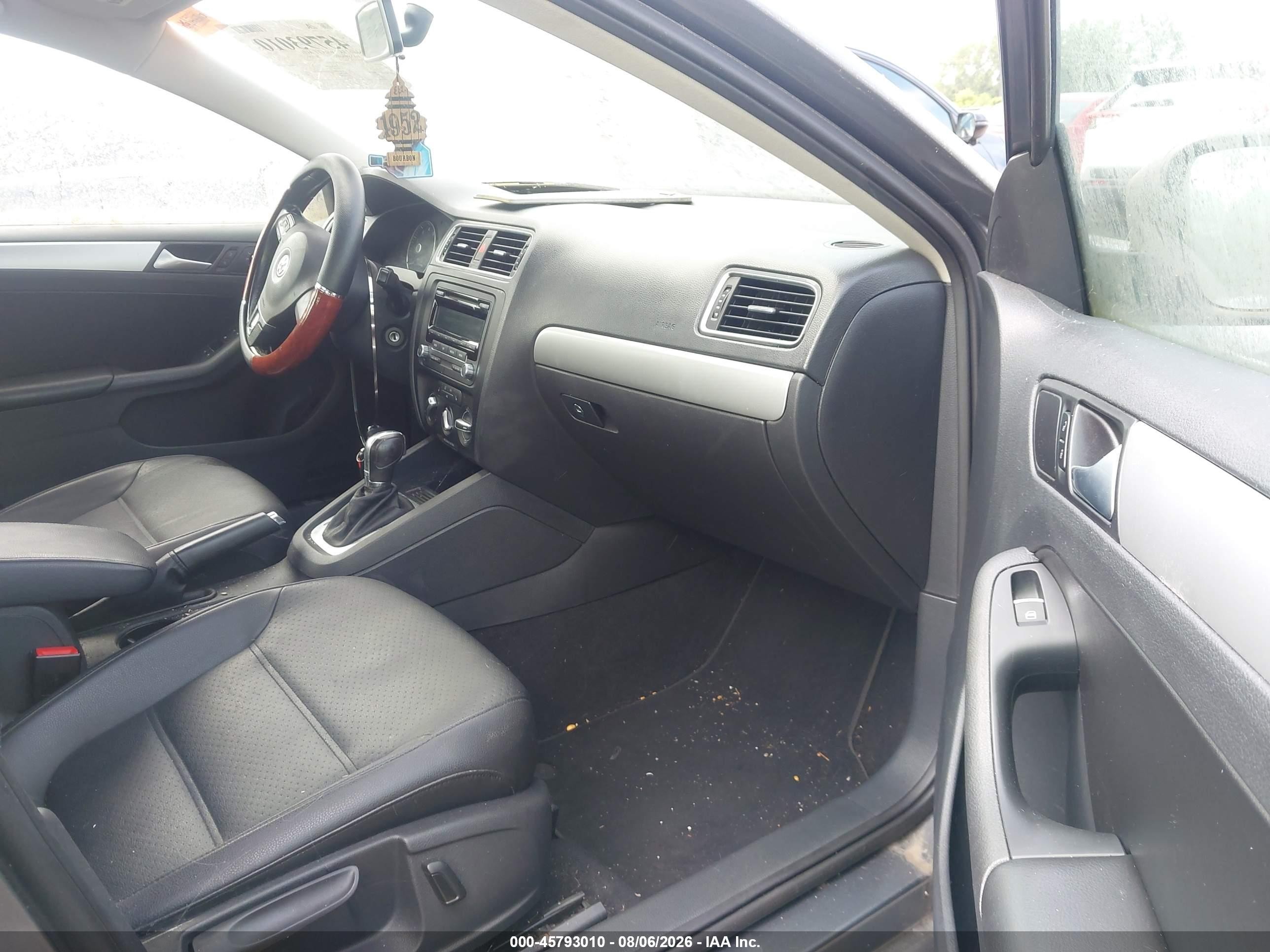 2014 Volkswagen Jetta 1.8t Se Gray vin: 3VWD17AJ1EM233434