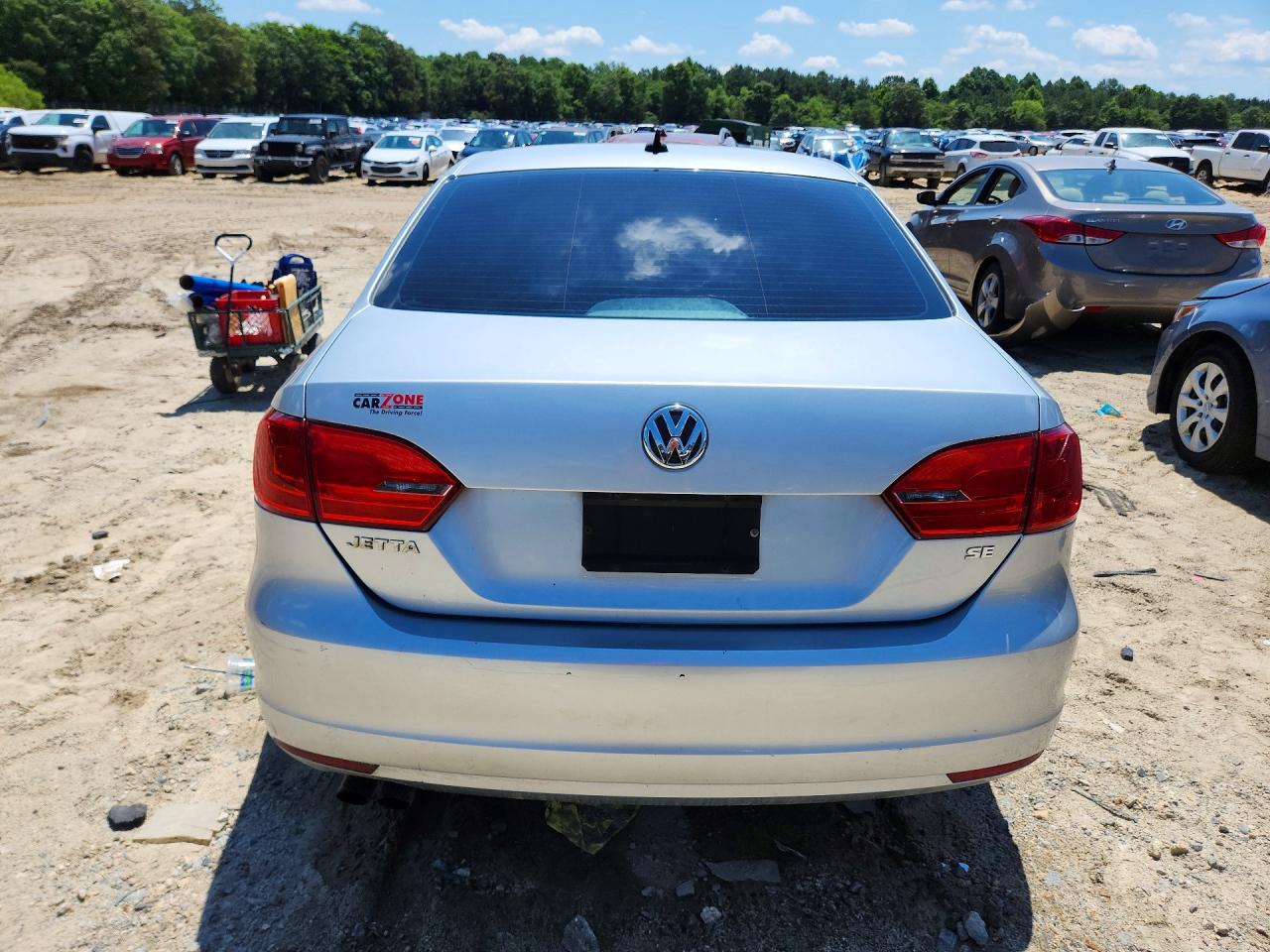 2014 Volkswagen Jetta Se Серебряный vin: 3VWD17AJ1EM266871