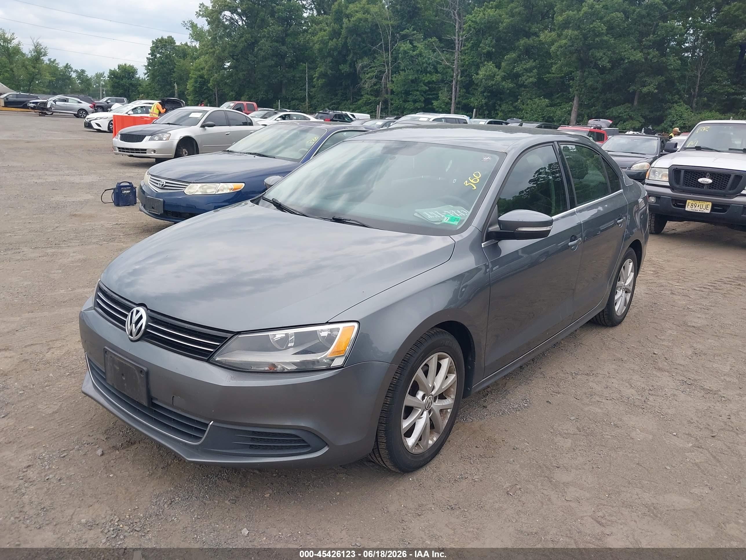 2014 Volkswagen Jetta 1.8t Se Gray vin: 3VWD17AJ1EM334733