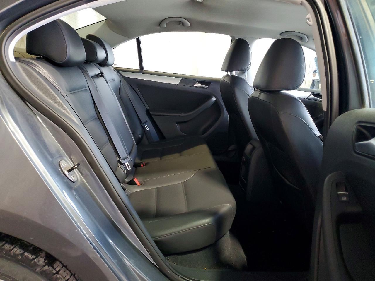 2014 Volkswagen Jetta Se Gray vin: 3VWD17AJ1EM371863