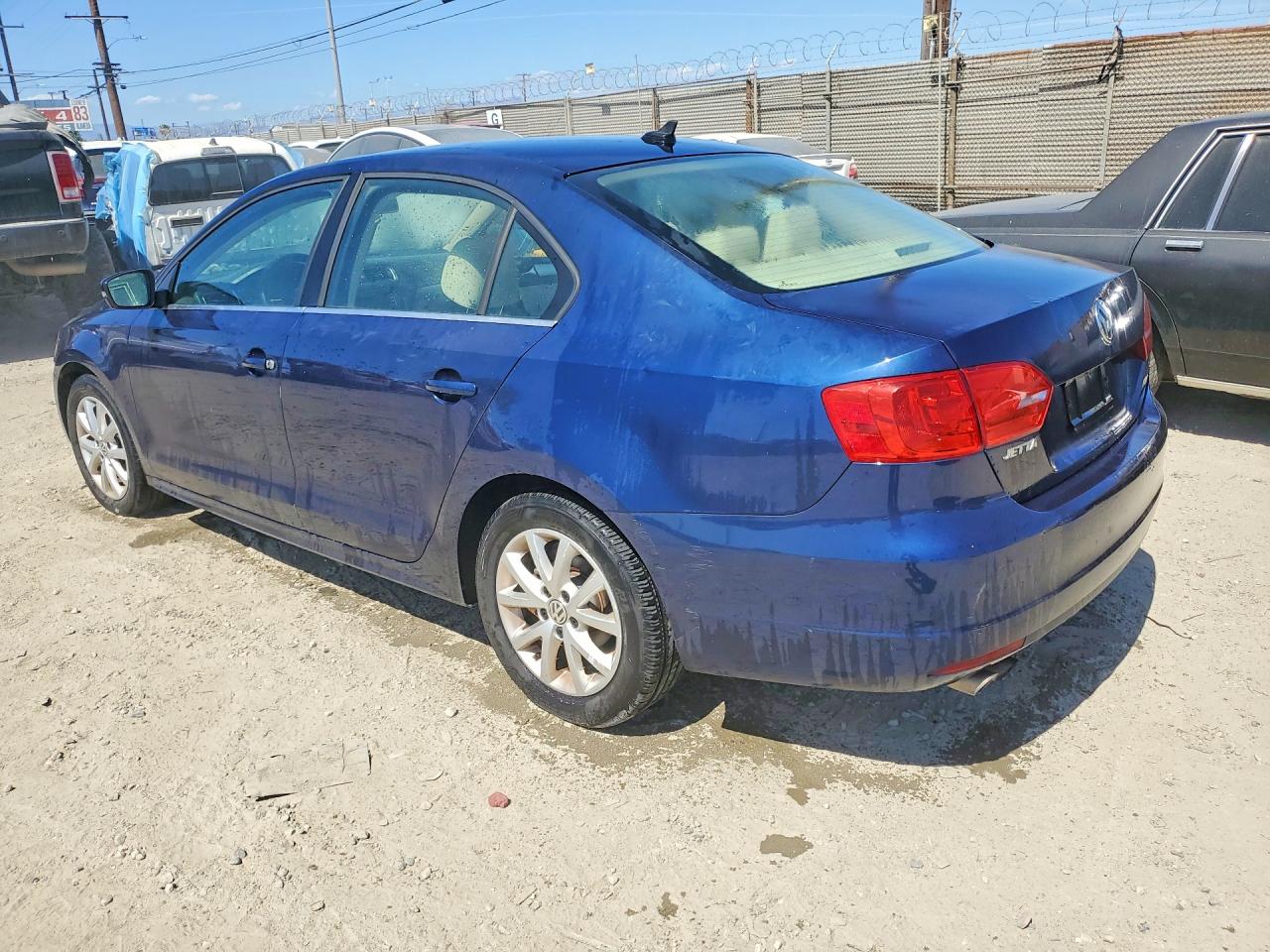 2014 Volkswagen Jetta Se Синий vin: 3VWD17AJ1EM376593