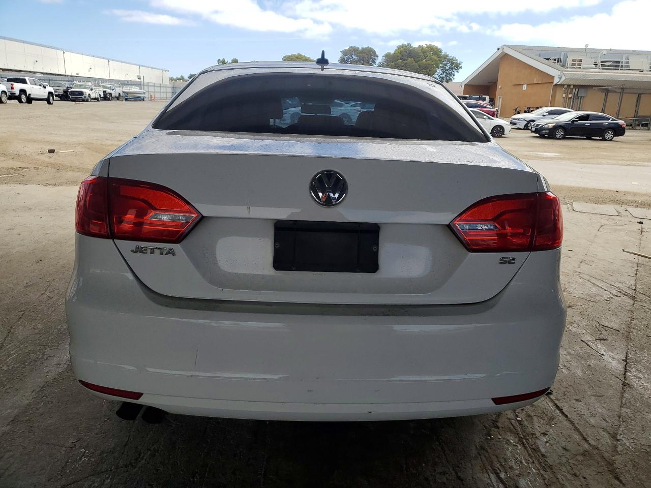 2014 Volkswagen Jetta Se White vin: 3VWD17AJ1EM382071