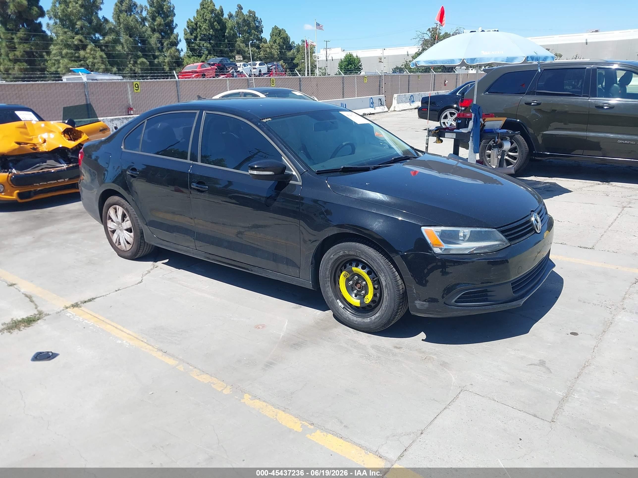 3VWD17AJ1EM394561