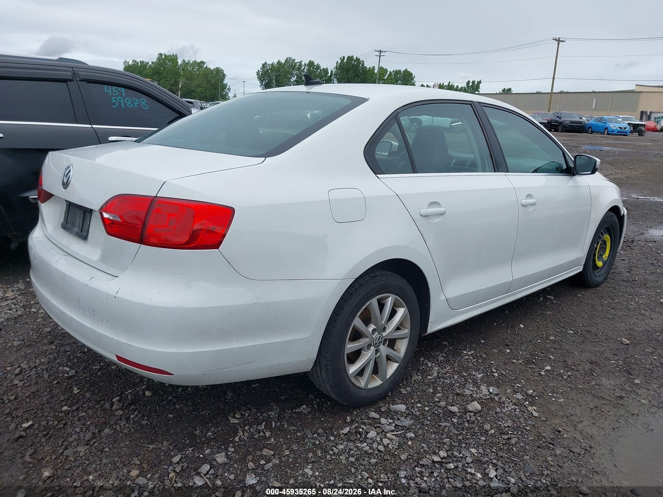 2014 Volkswagen Jetta 1.8t Se Белый vin: 3VWD17AJ1EM417840