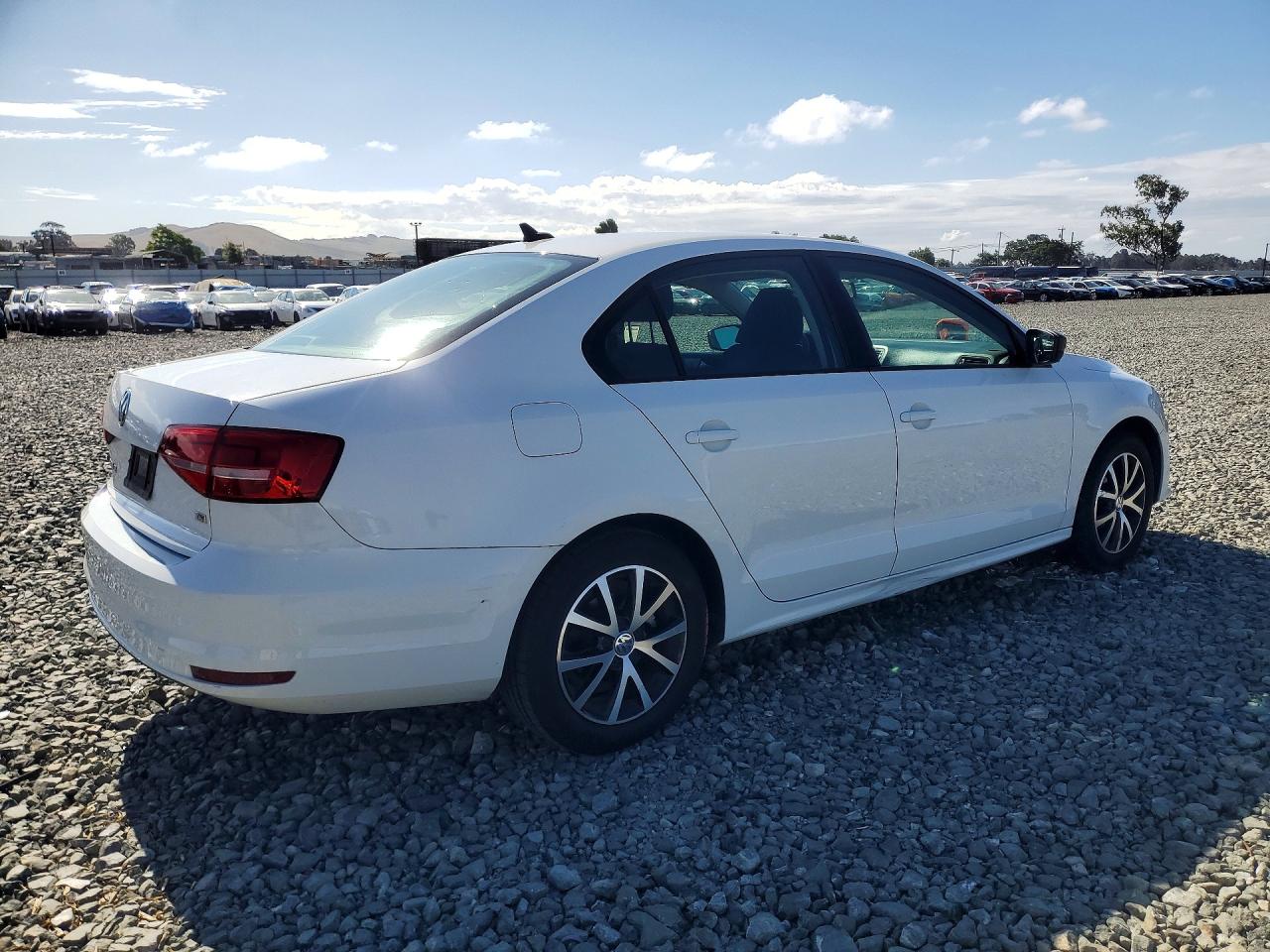 2015 Volkswagen Jetta Se White vin: 3VWD17AJ1FM201813