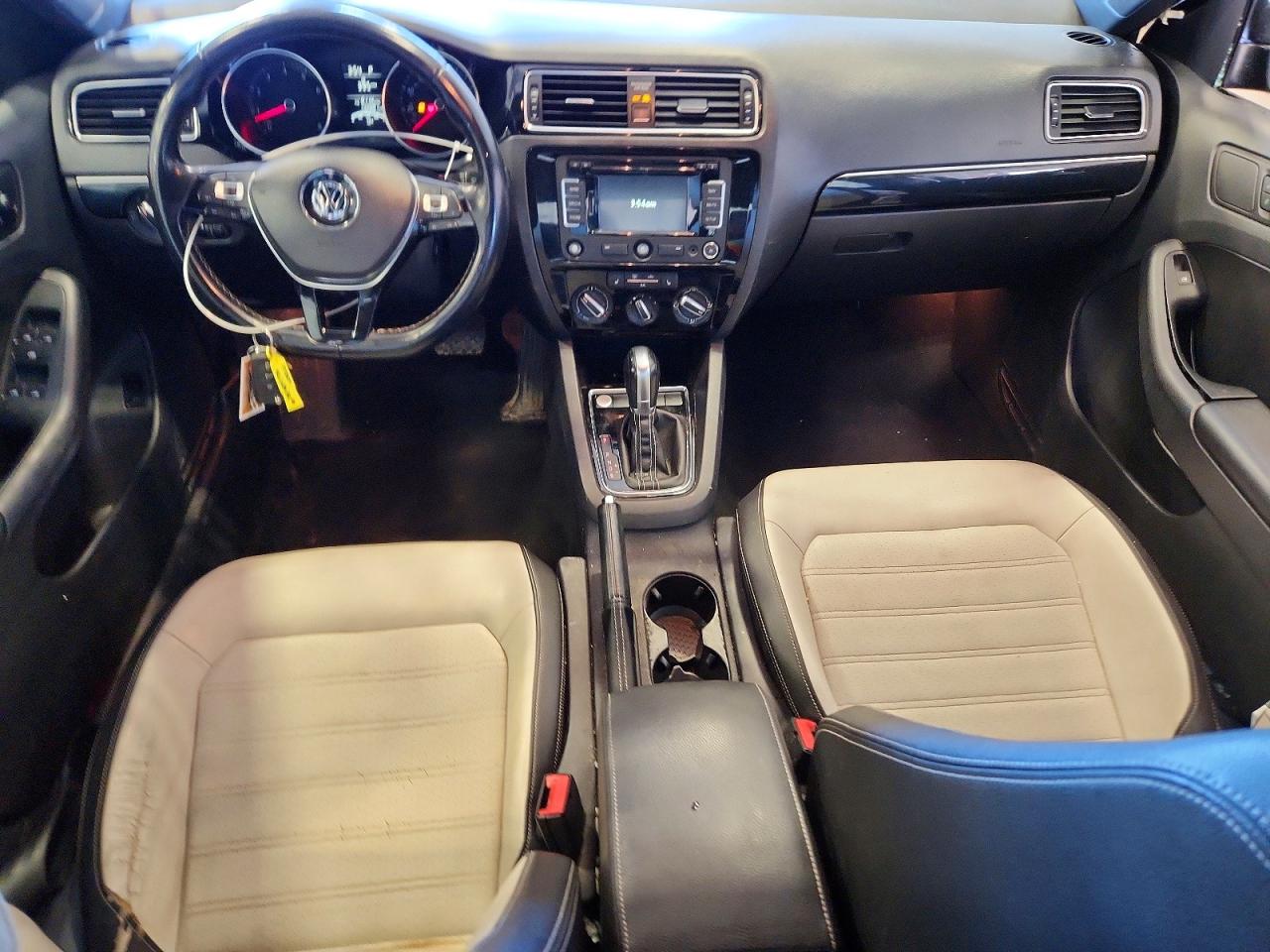 2015 Volkswagen Jetta Se Black vin: 3VWD17AJ1FM202587