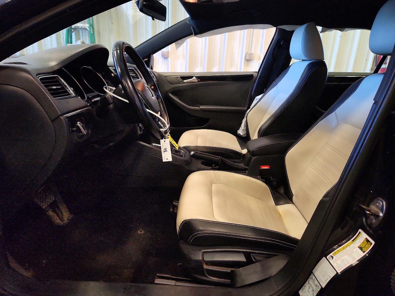 2015 Volkswagen Jetta Se Black vin: 3VWD17AJ1FM202587