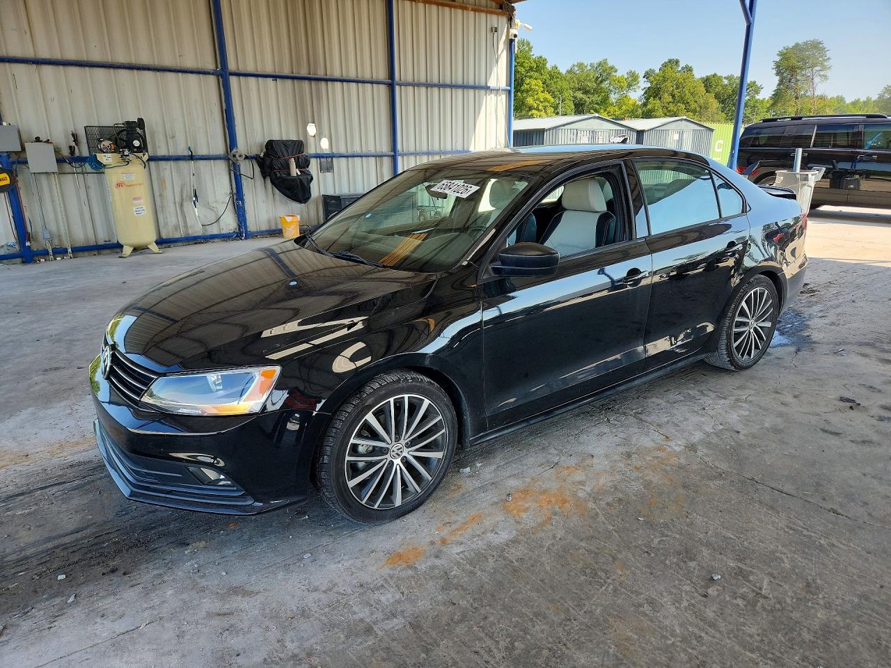 3VWD17AJ1FM204890