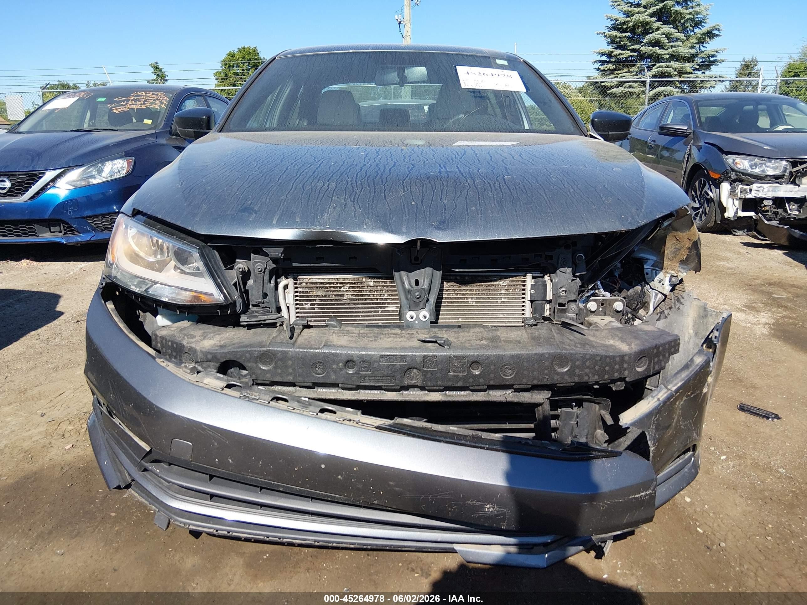 2015 Volkswagen Jetta 1.8t Sport Gray vin: 3VWD17AJ1FM211533