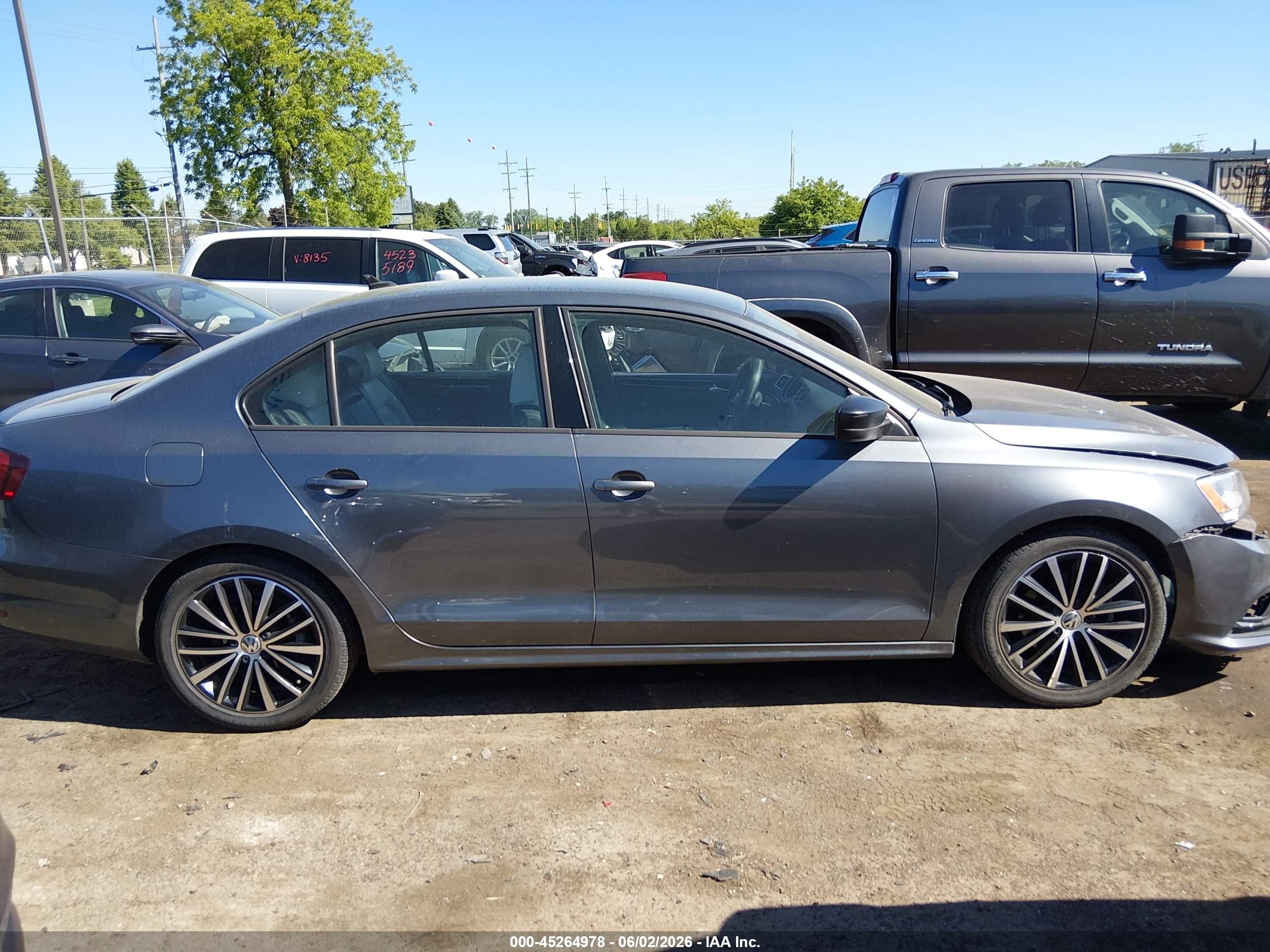 2015 Volkswagen Jetta 1.8t Sport Gray vin: 3VWD17AJ1FM211533