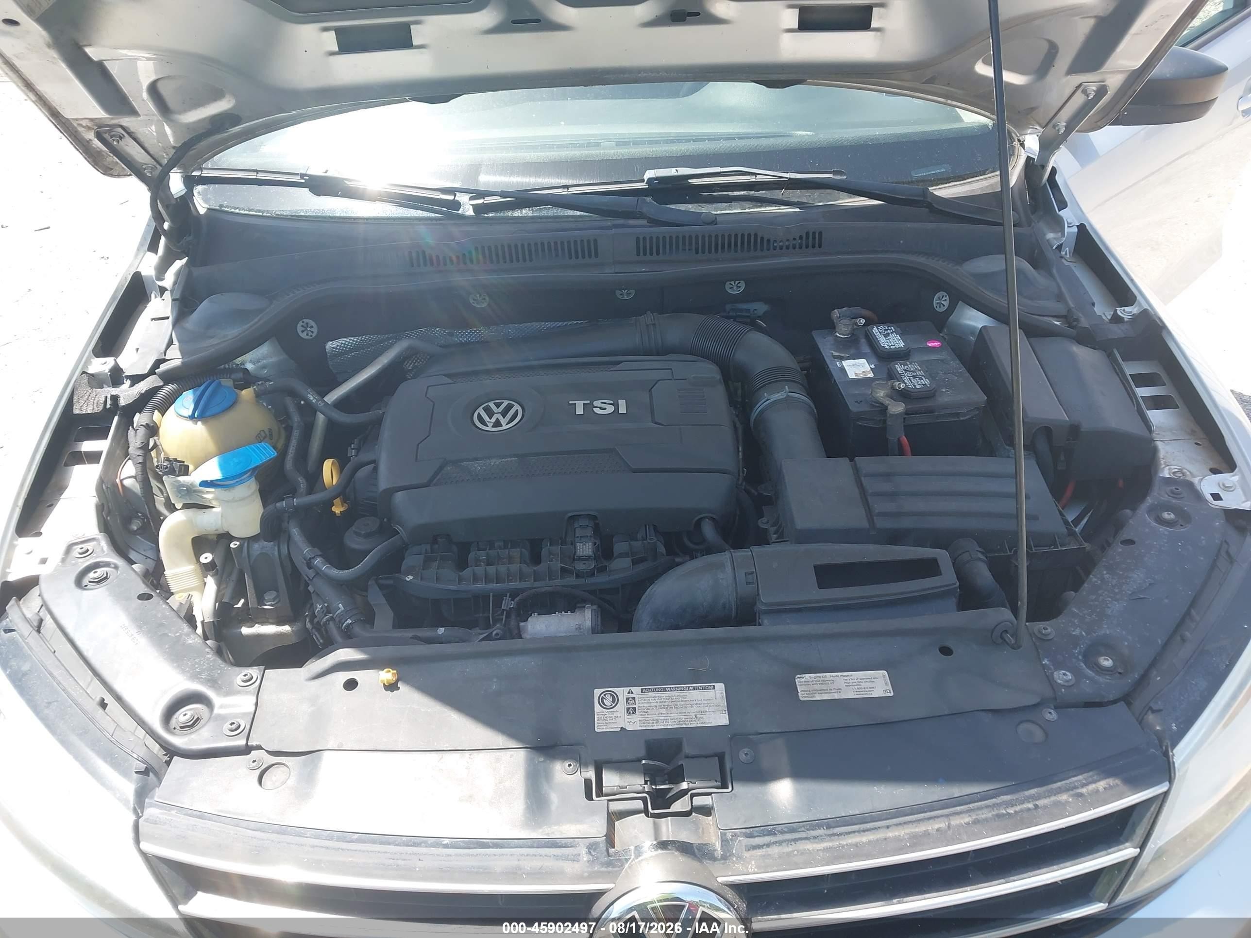 2015 Volkswagen Jetta 1.8t Se Серебряный vin: 3VWD17AJ1FM233046
