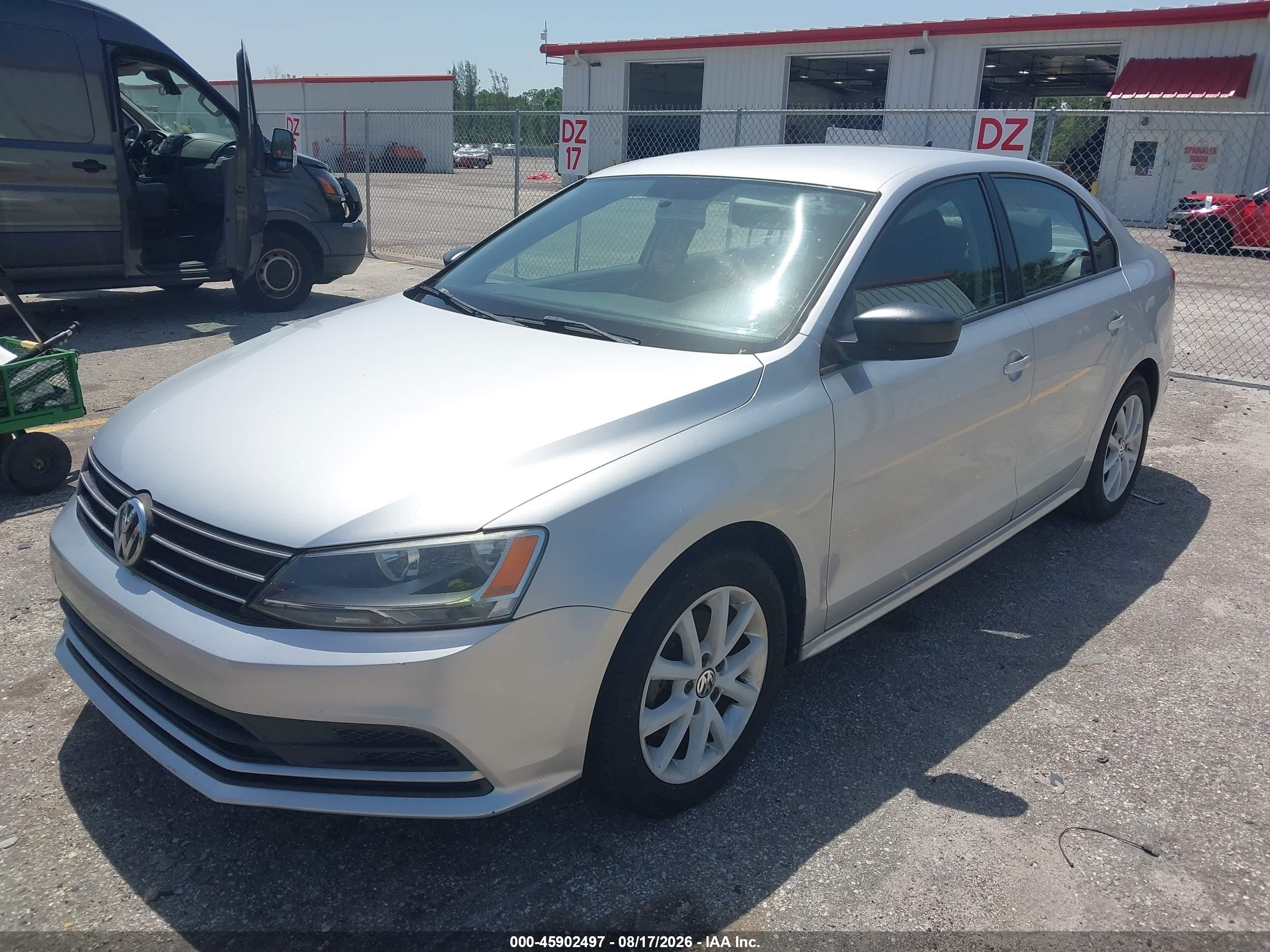 2015 Volkswagen Jetta 1.8t Se Серебряный vin: 3VWD17AJ1FM233046