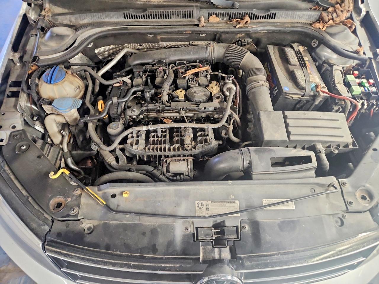 2015 Volkswagen Jetta Se Серебряный vin: 3VWD17AJ1FM233080