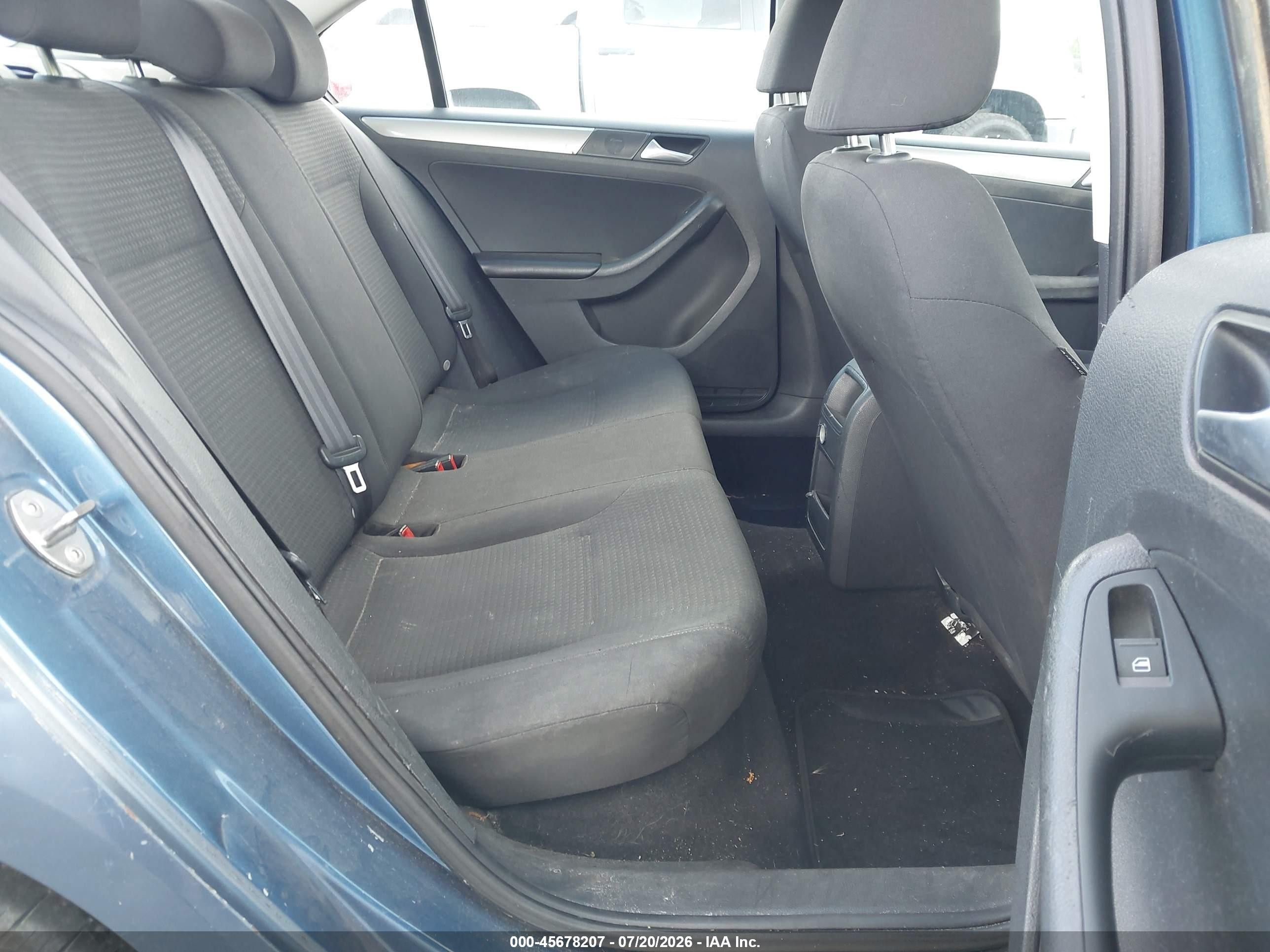 2015 Volkswagen Jetta 1.8t Se Синий vin: 3VWD17AJ1FM239834
