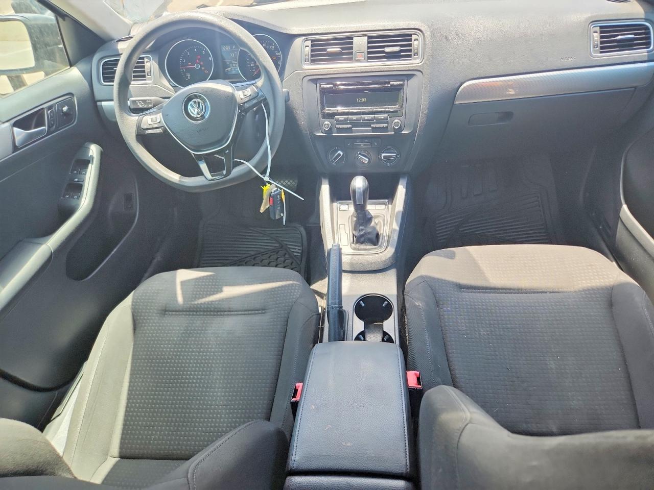2015 Volkswagen Jetta Se Серебряный vin: 3VWD17AJ1FM274745
