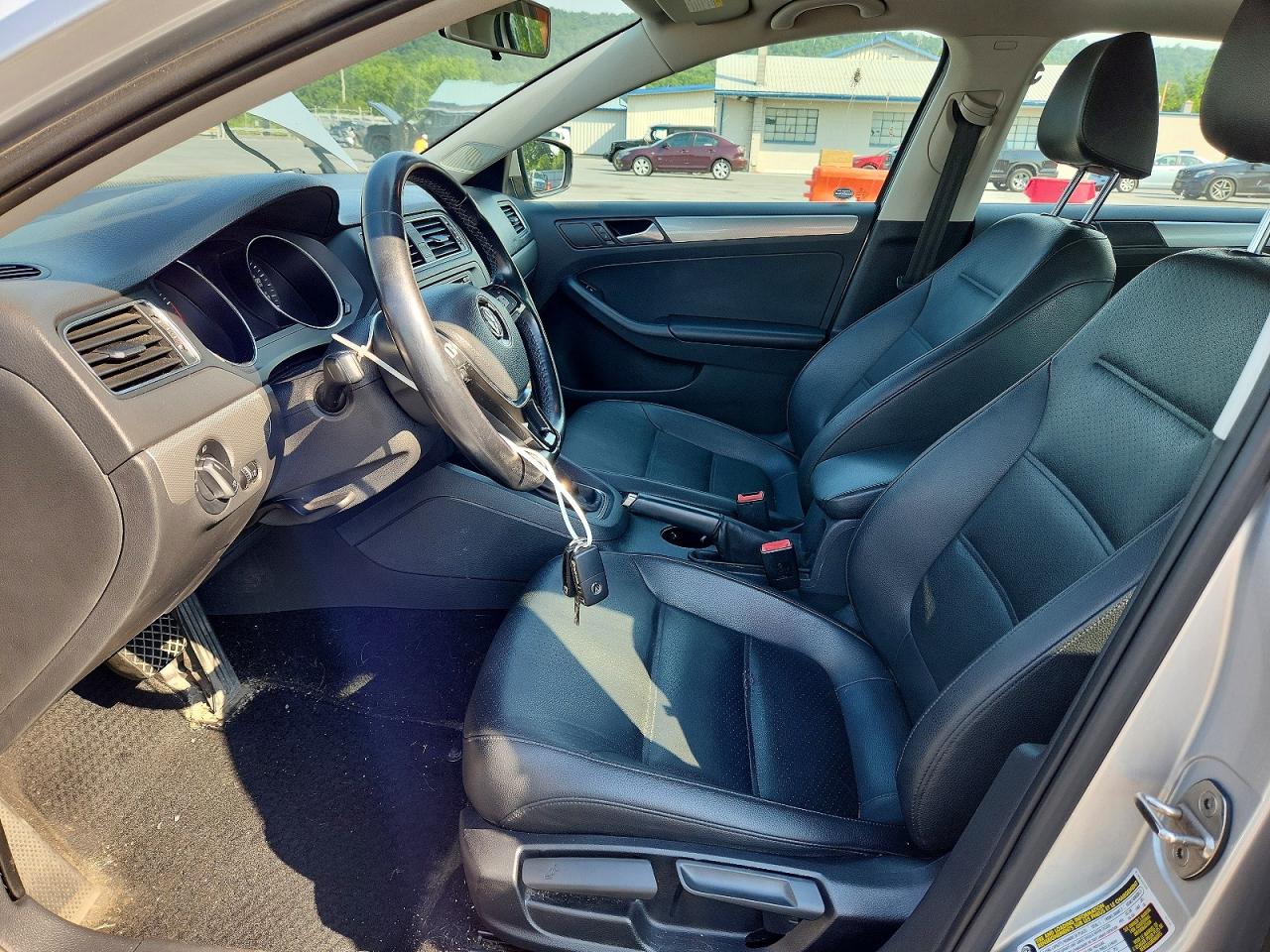 2015 Volkswagen Jetta Se Silver vin: 3VWD17AJ1FM296454