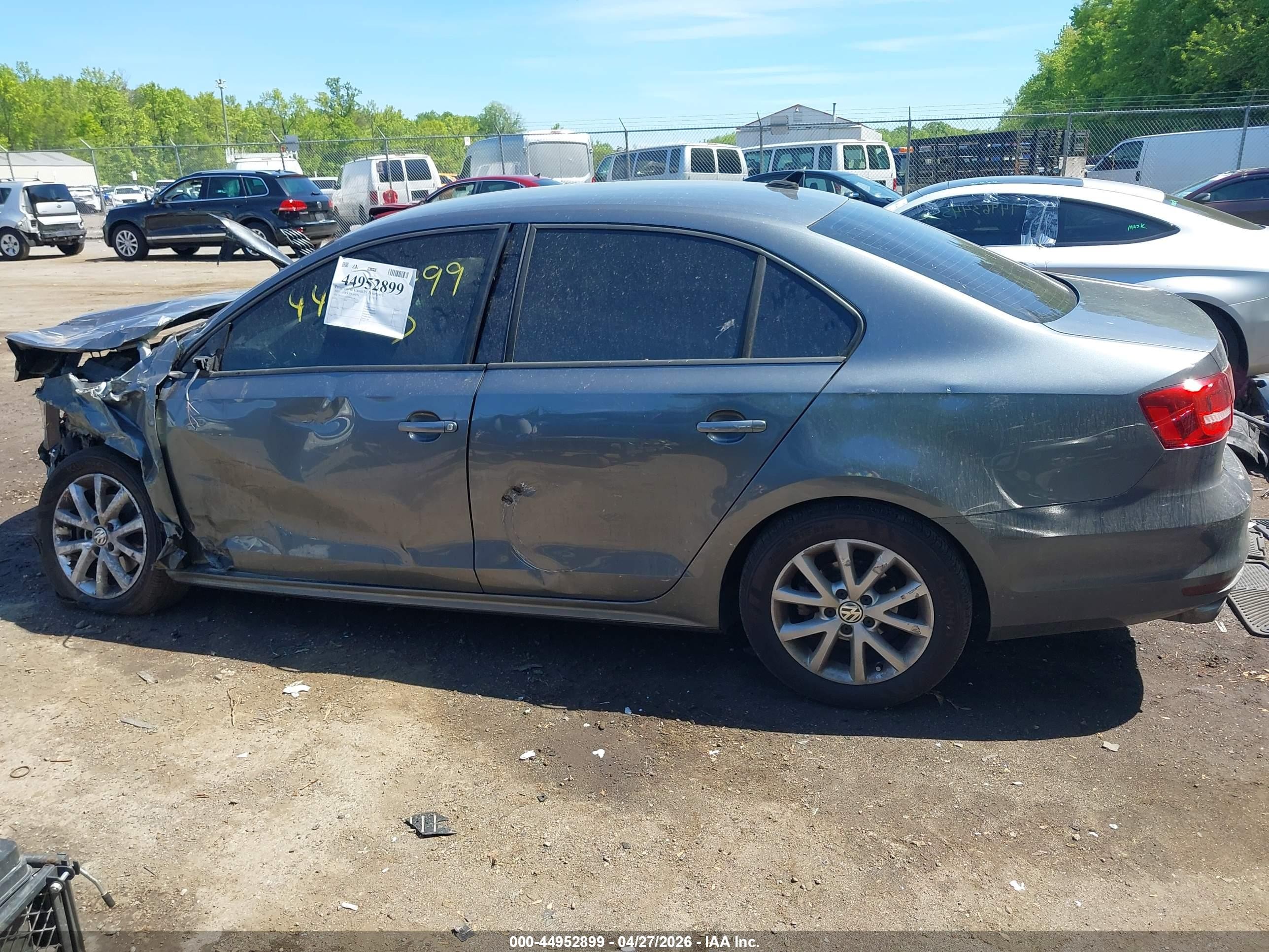 2015 Volkswagen Jetta 1.8t Se Silver vin: 3VWD17AJ1FM333146