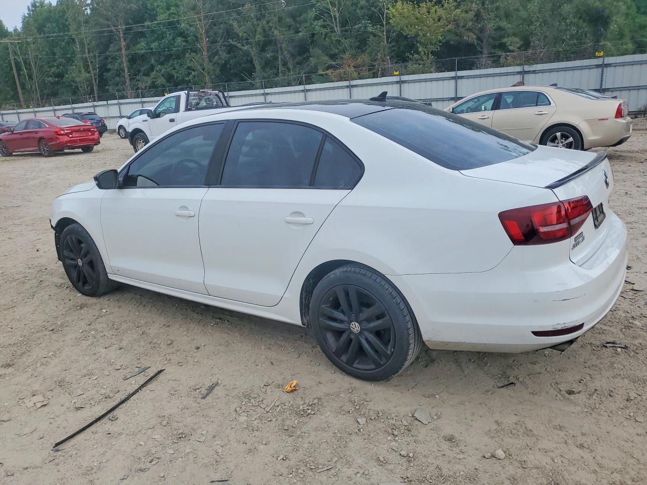 2018 Volkswagen Jetta Sport White vin: 3VWD17AJ1JM238952