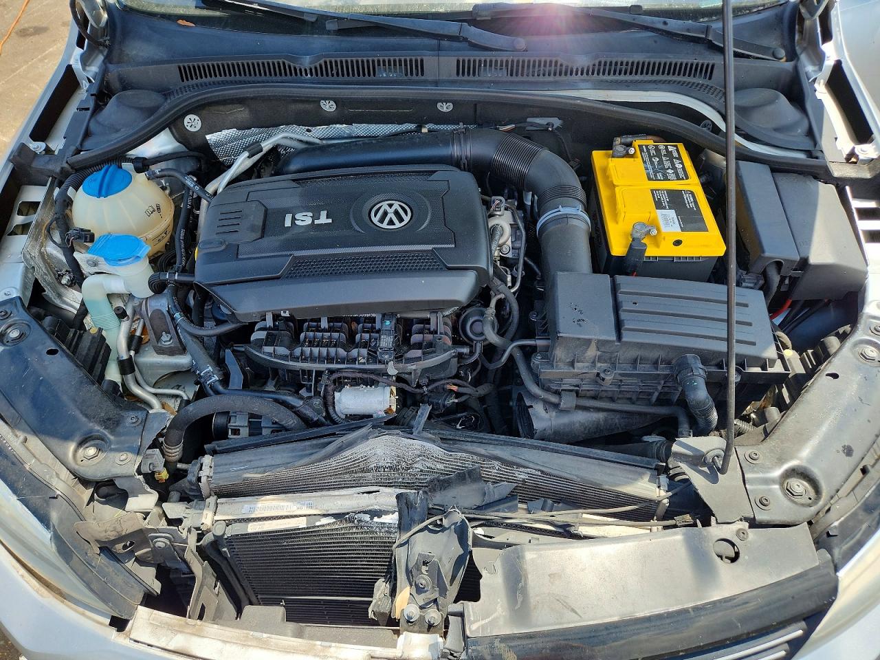 2014 Volkswagen Jetta Se Silver vin: 3VWD17AJ2EM215427