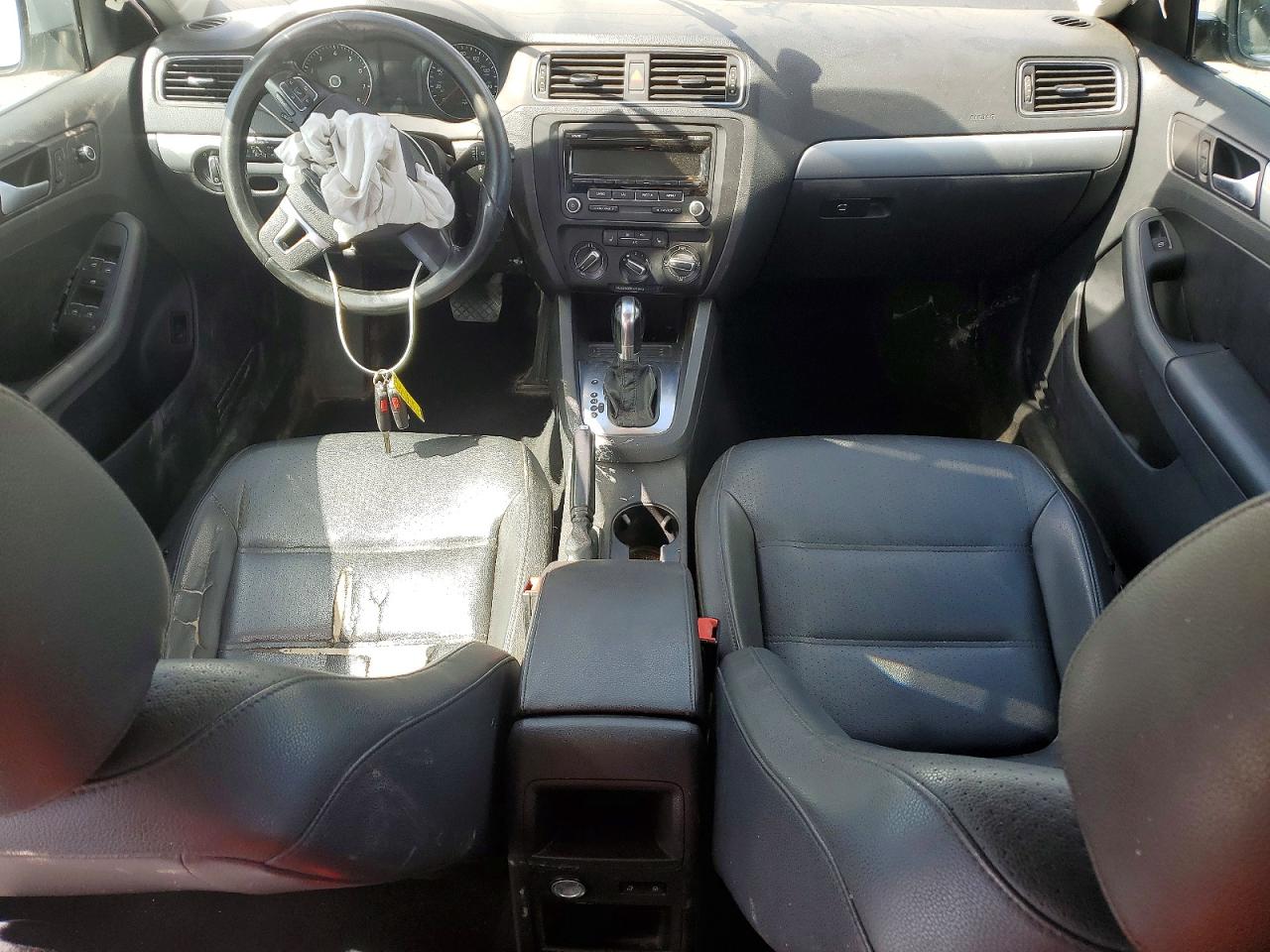 2014 Volkswagen Jetta Se Silver vin: 3VWD17AJ2EM223429