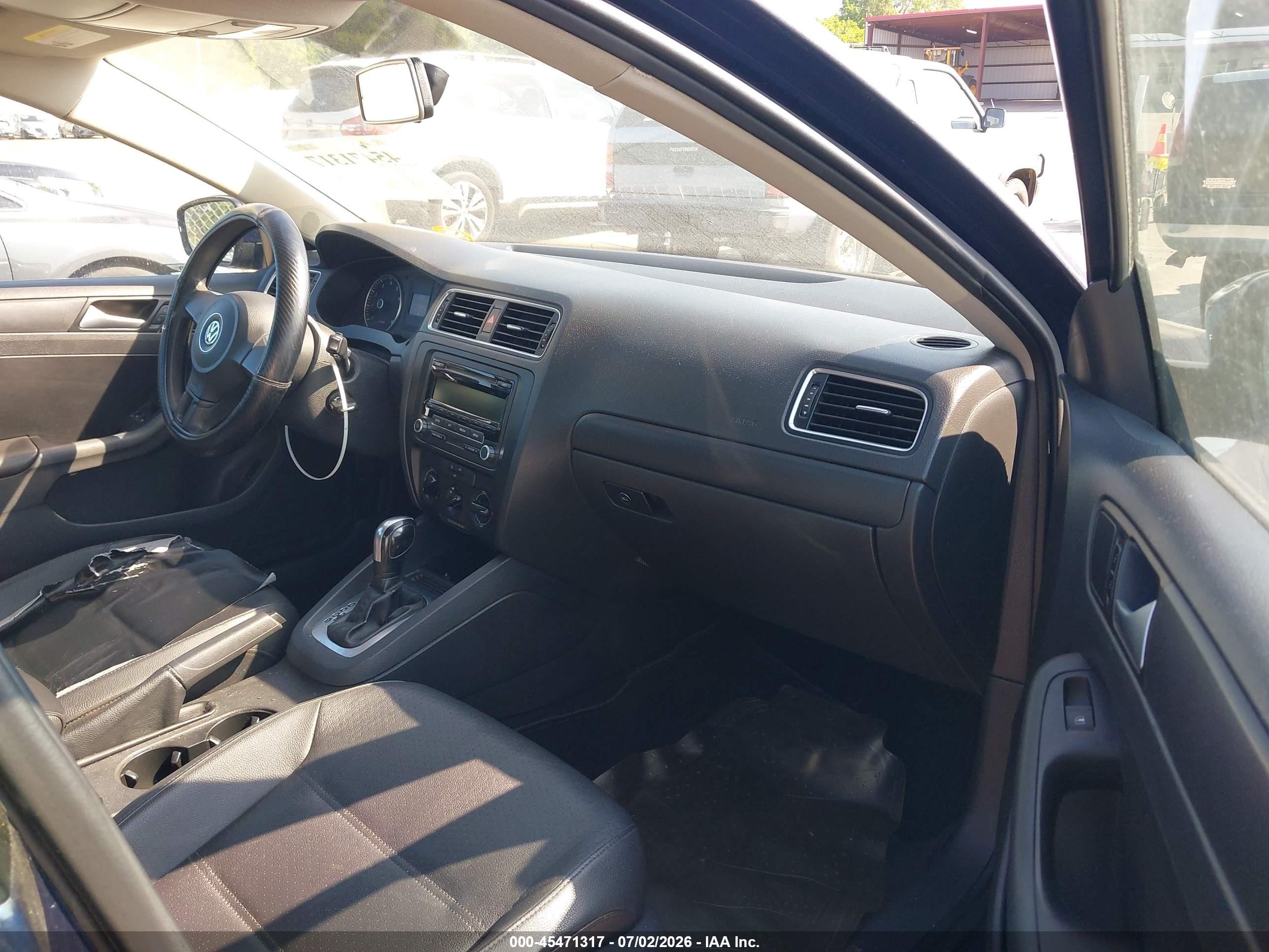 2014 Volkswagen Jetta 1.8t Se Синий vin: 3VWD17AJ2EM263767