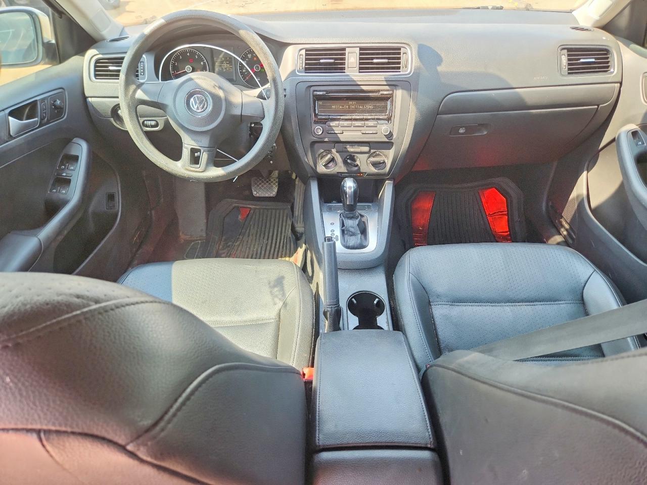 2014 Volkswagen Jetta Se Silver vin: 3VWD17AJ2EM266085