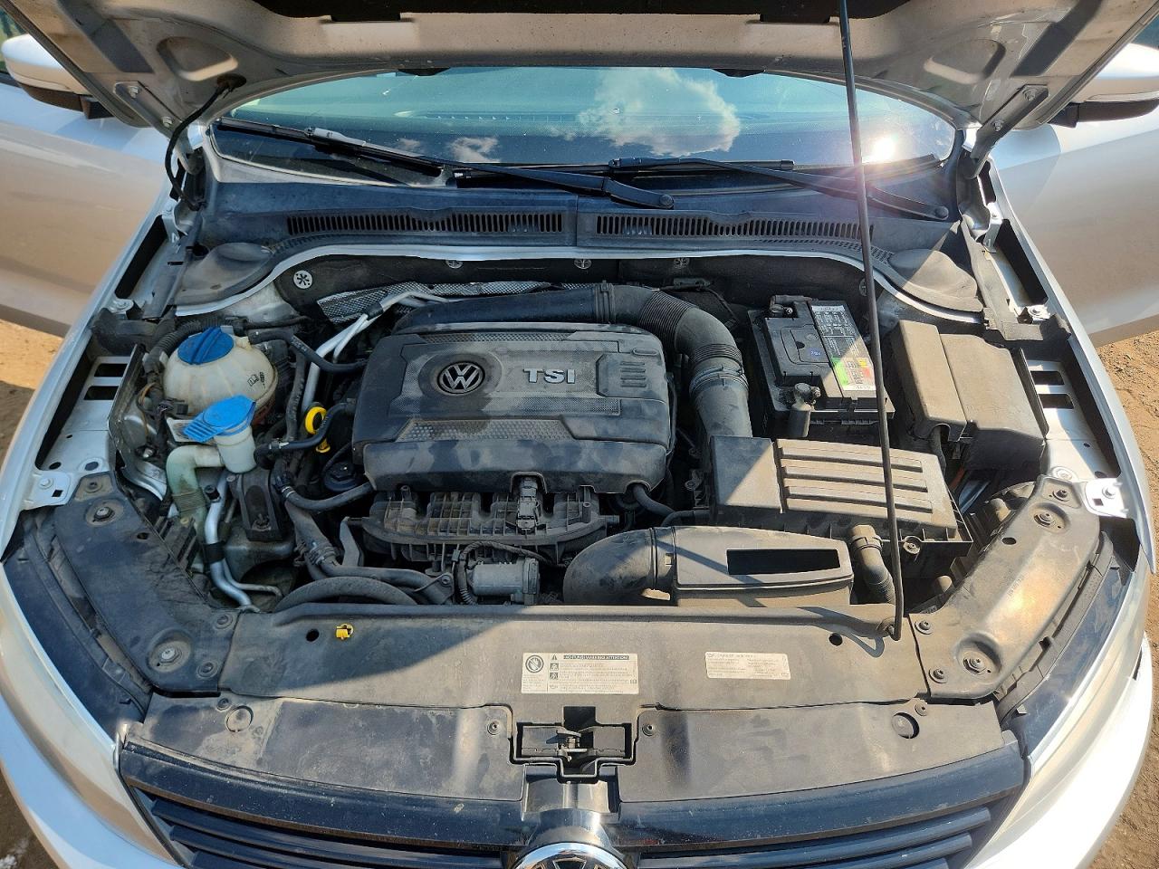 2014 Volkswagen Jetta Se Silver vin: 3VWD17AJ2EM266085