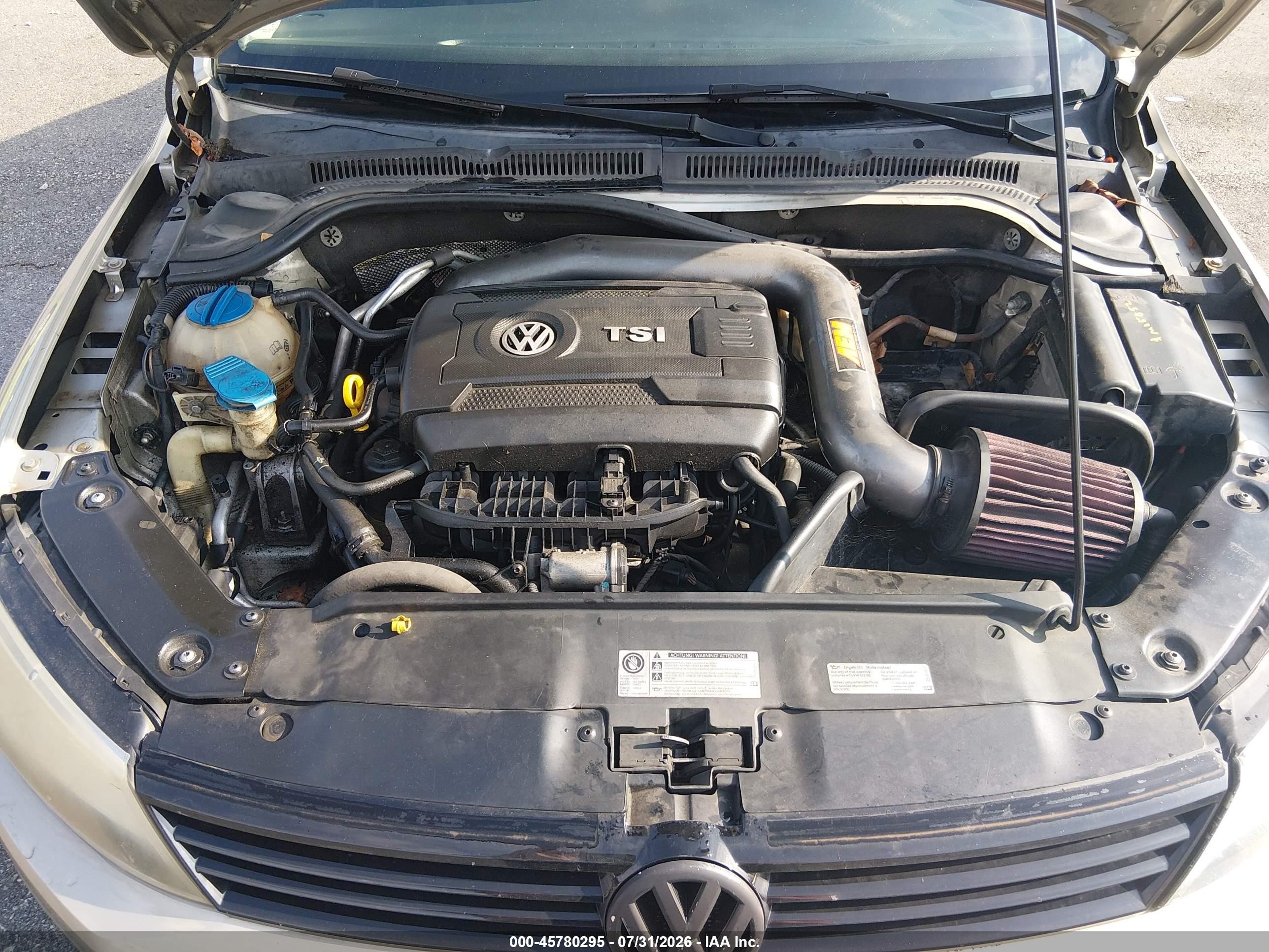 2014 Volkswagen Jetta 1.8t Se Silver vin: 3VWD17AJ2EM273375